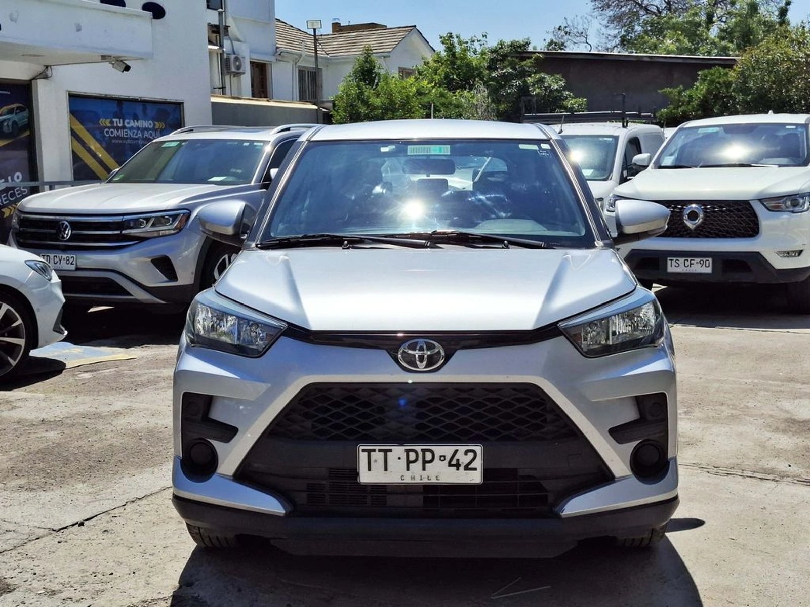 Toyota RAIZE 1.2 2025 - Foto 2 de 20
