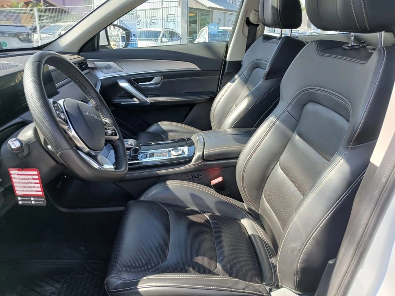 JETOUR X70 PLUS X70 PLUS 1.6 T 2024 - Imagen 11 de 19