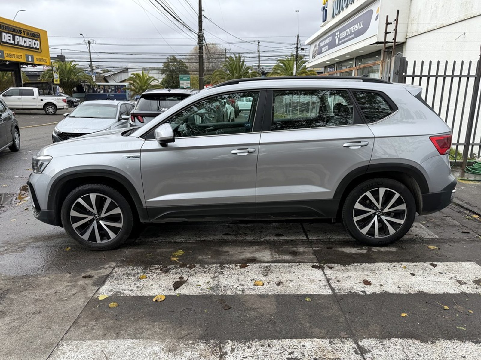Volkswagen TAOS 1.4 TSI AUT 2025 - Foto 4 de 20