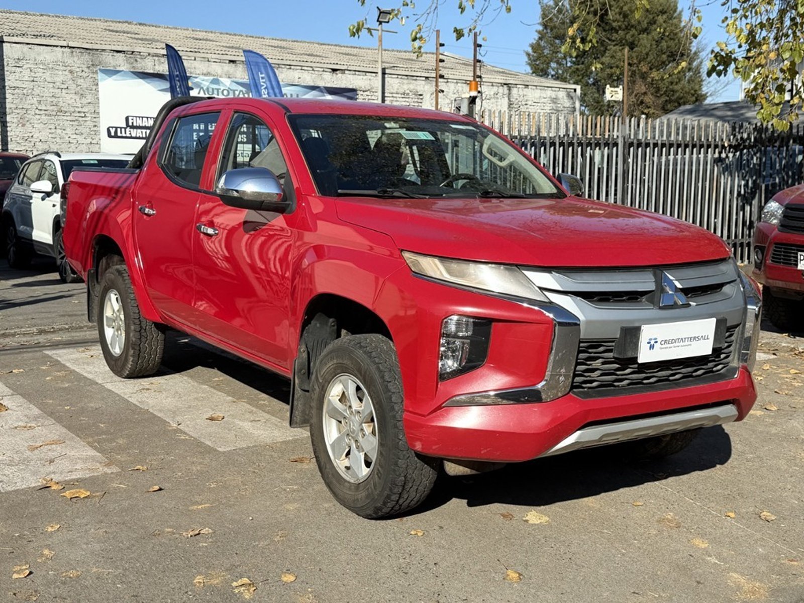 Mitsubishi L200 2.4 KATANA CRT 4X4 MT 2023 - Foto 3 de 20