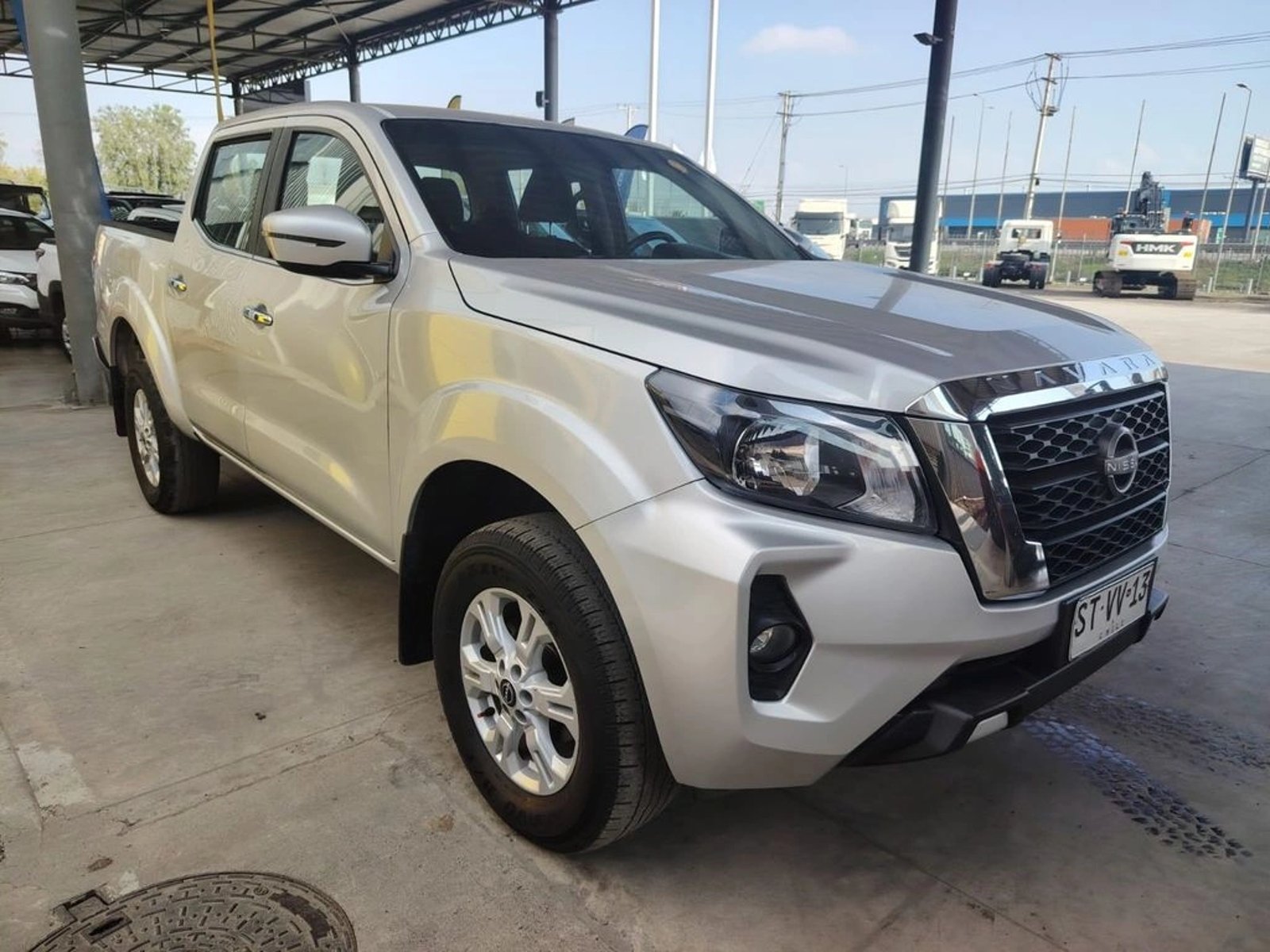 Nissan NAVARA NAVARA D CAB 2.3 MT 4X2 2023 - Imagen 8 de 17