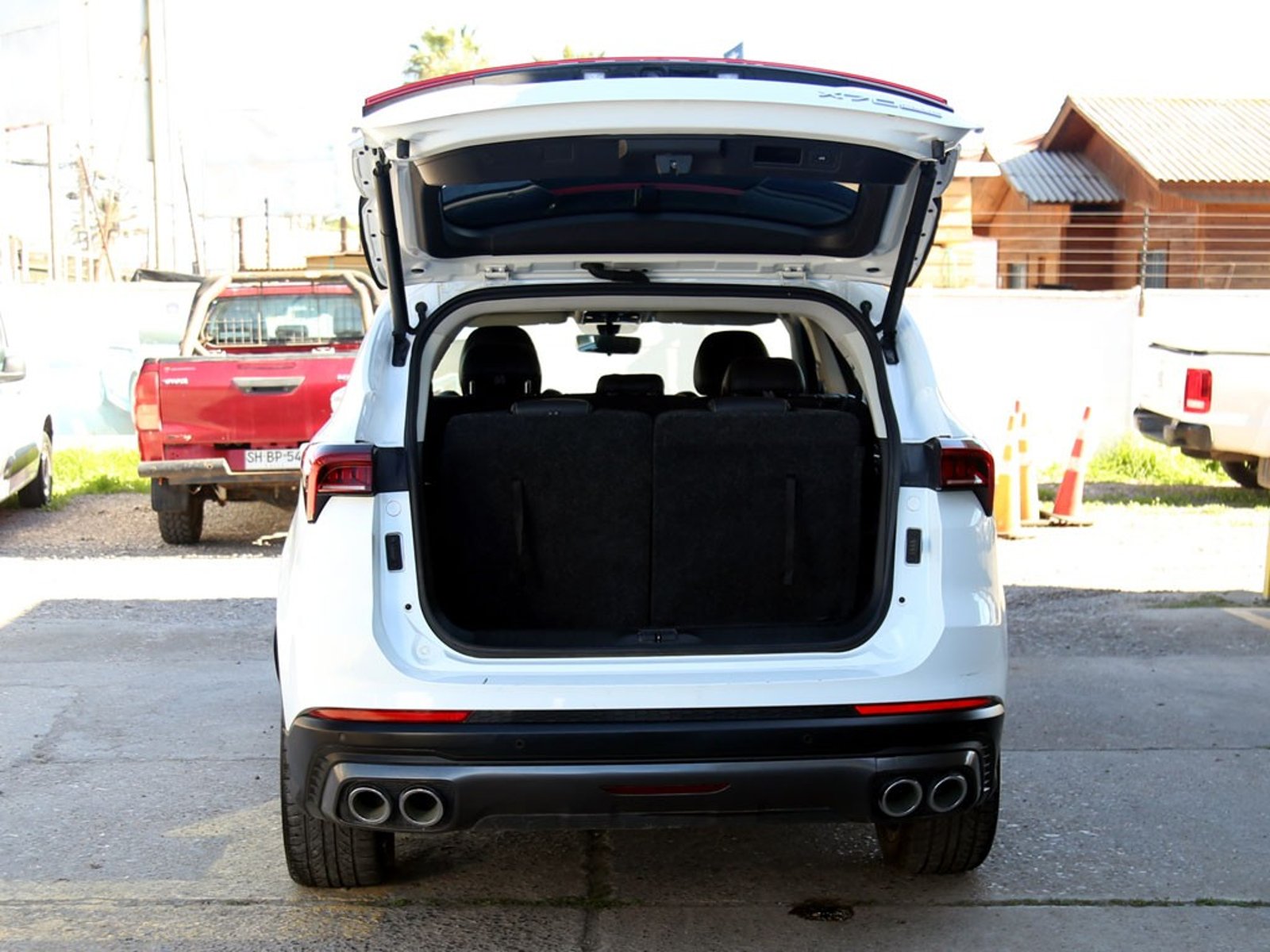 Jetour X70 PLUS 1.5T PLUS 4X2 AT 5P 2024 - Imagen 9 de 20