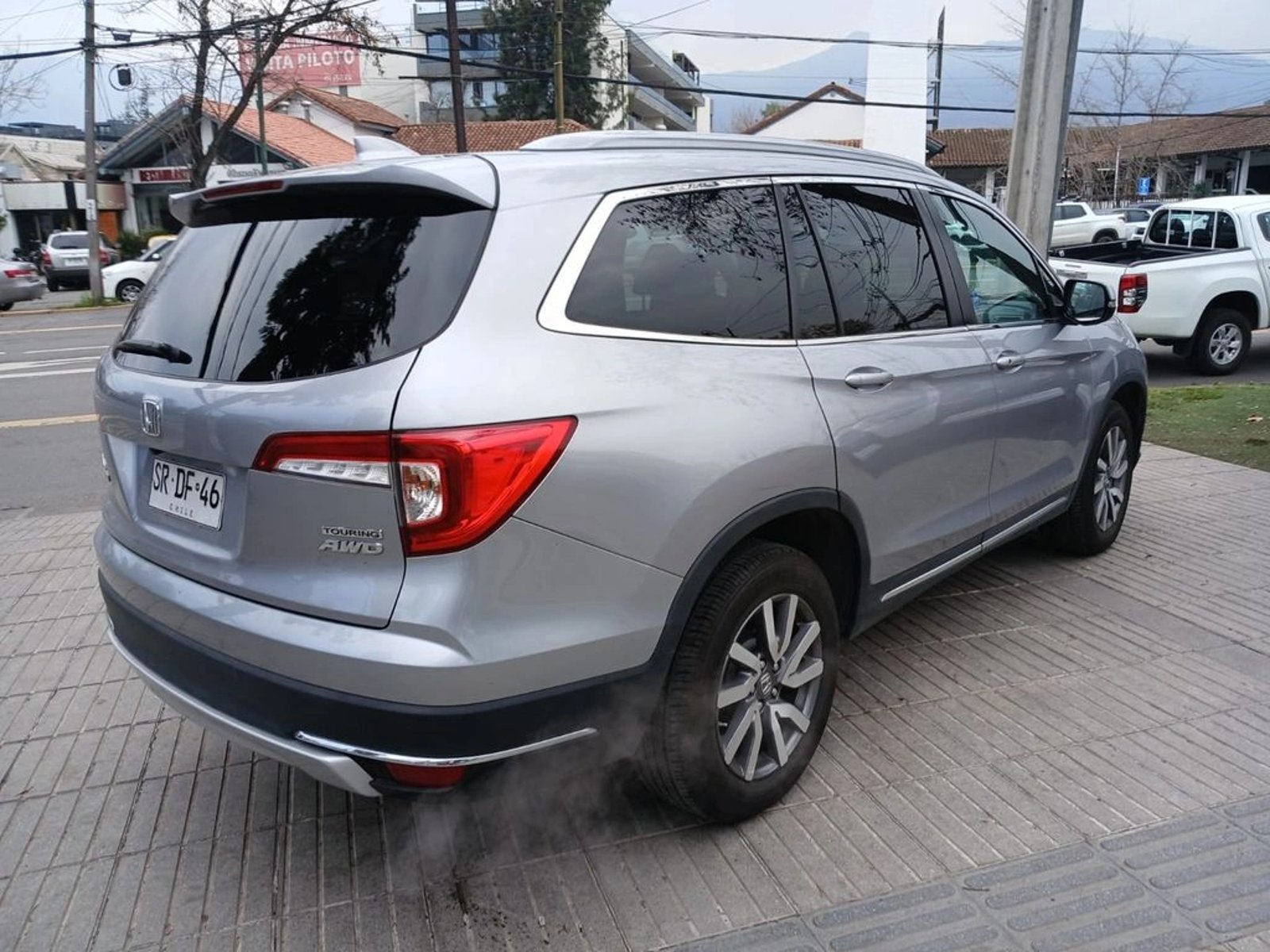 Honda PILOT PILOT Tourning 3.5 AWD 7 Pasajeros 2023 - Imagen 8 de 18