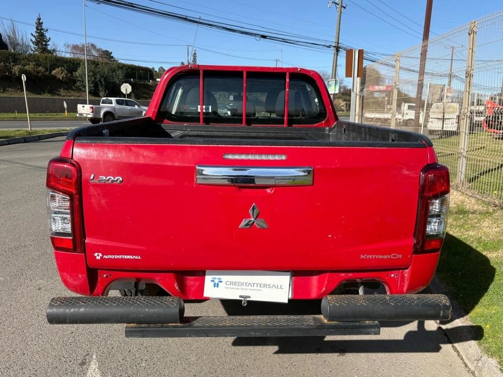 MITSUBISHI L200 KATANA CR 4X2 2022 - Imagen 6 de 12