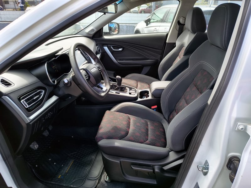 Jetour X70 1.5T GL 4X2 2024 - Imagen 10 de 20