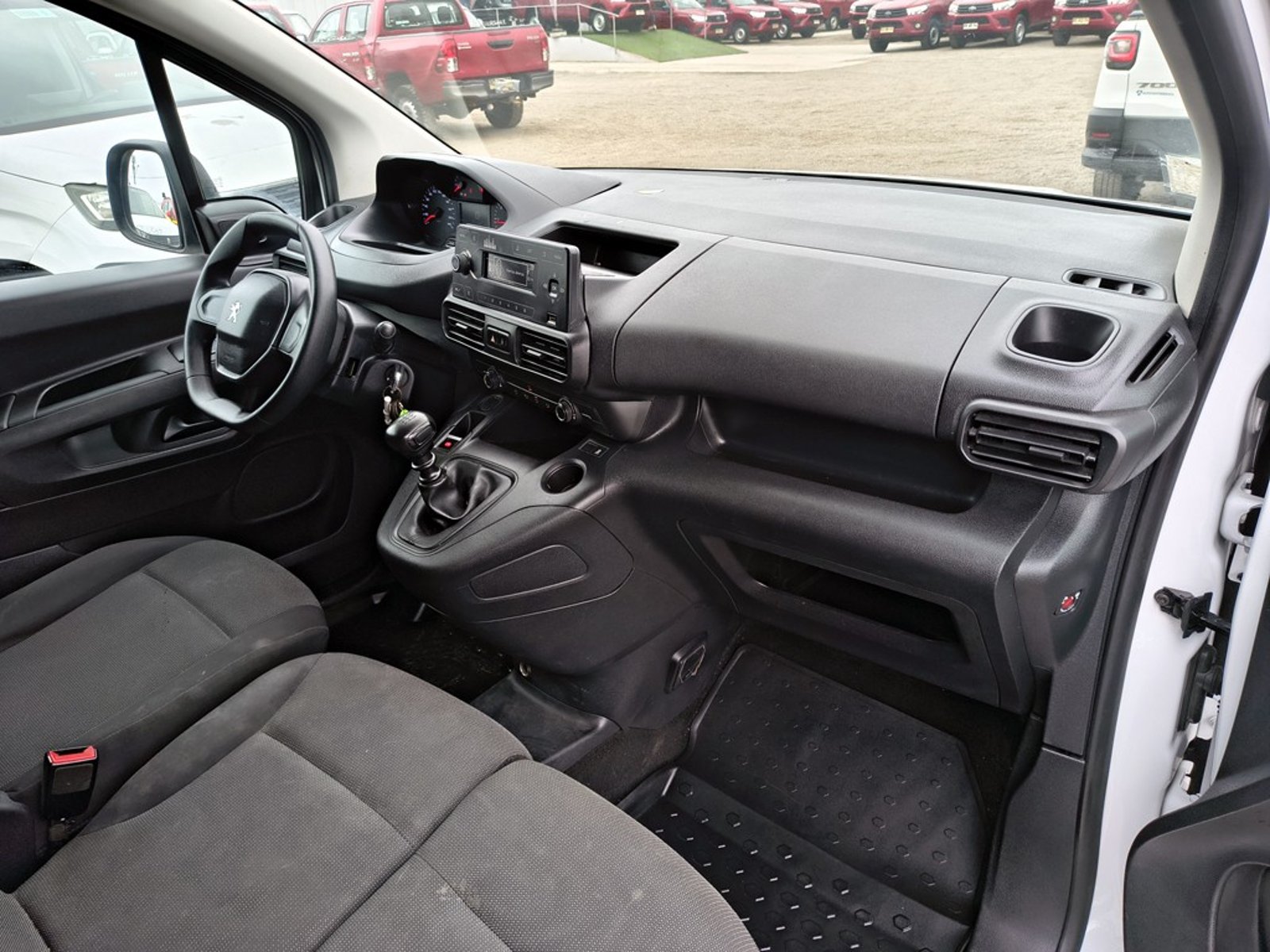 Peugeot PARTNER 1.5 L1 BLUEHDI 2023 - Imagen 15 de 17