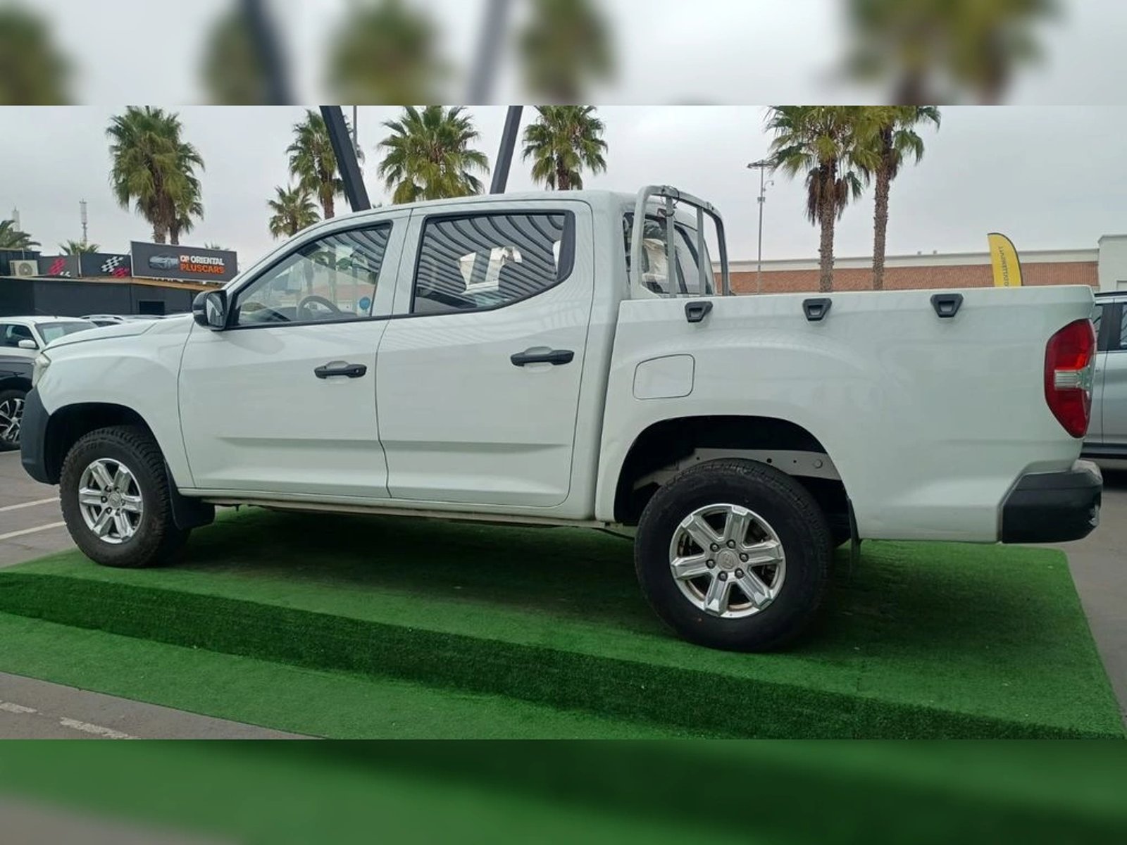 MAXUS T60 2.8 DX CS MT 4X2 DIESEL 2022 - Imagen 4 de 11