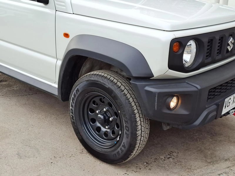 Suzuki JIMNY 1.5 GL VALOR + IVA 2025 - Imagen 4 de 20