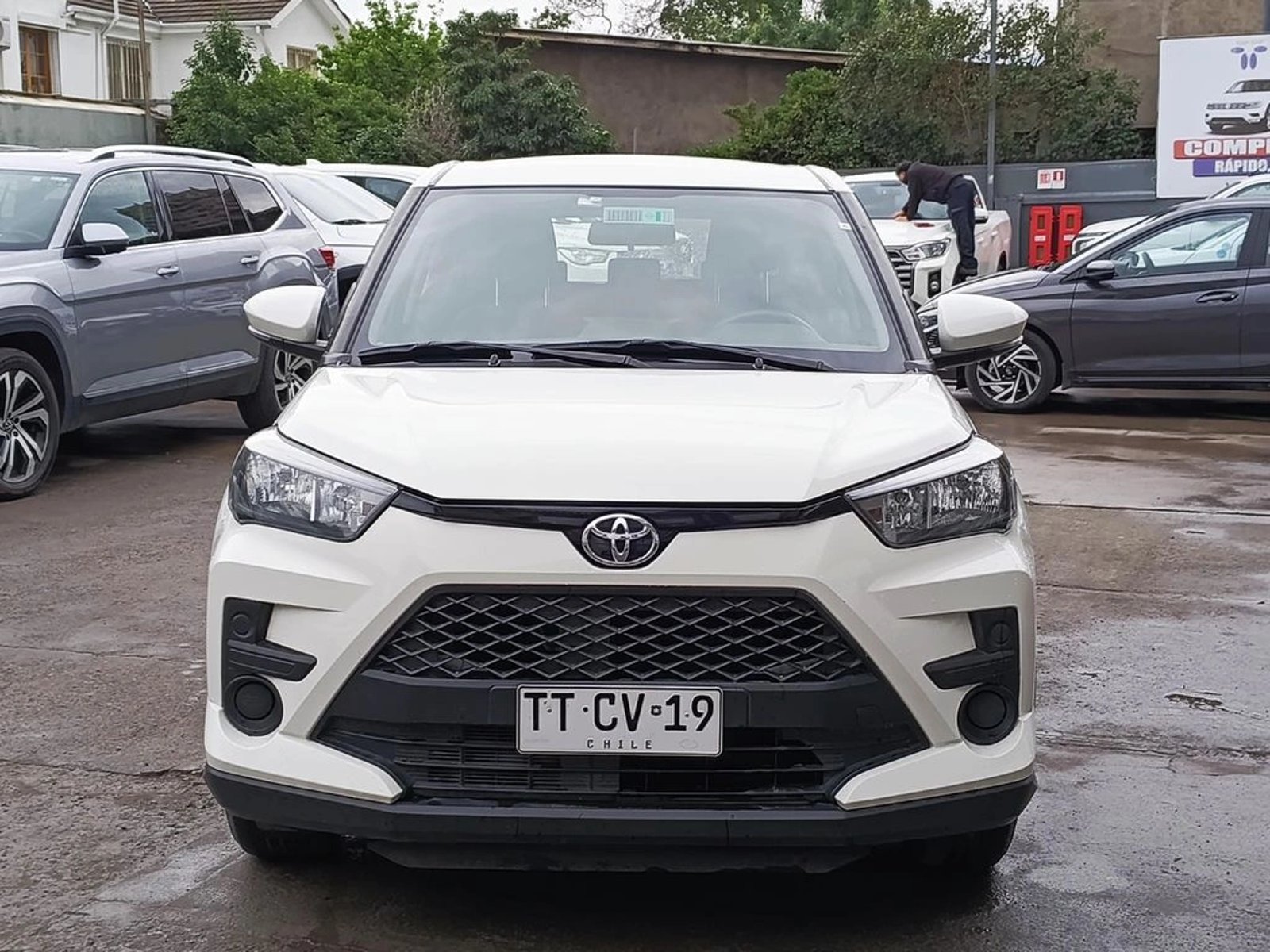 Toyota RAIZE 1.2 MT 2025 - Foto 2 de 20