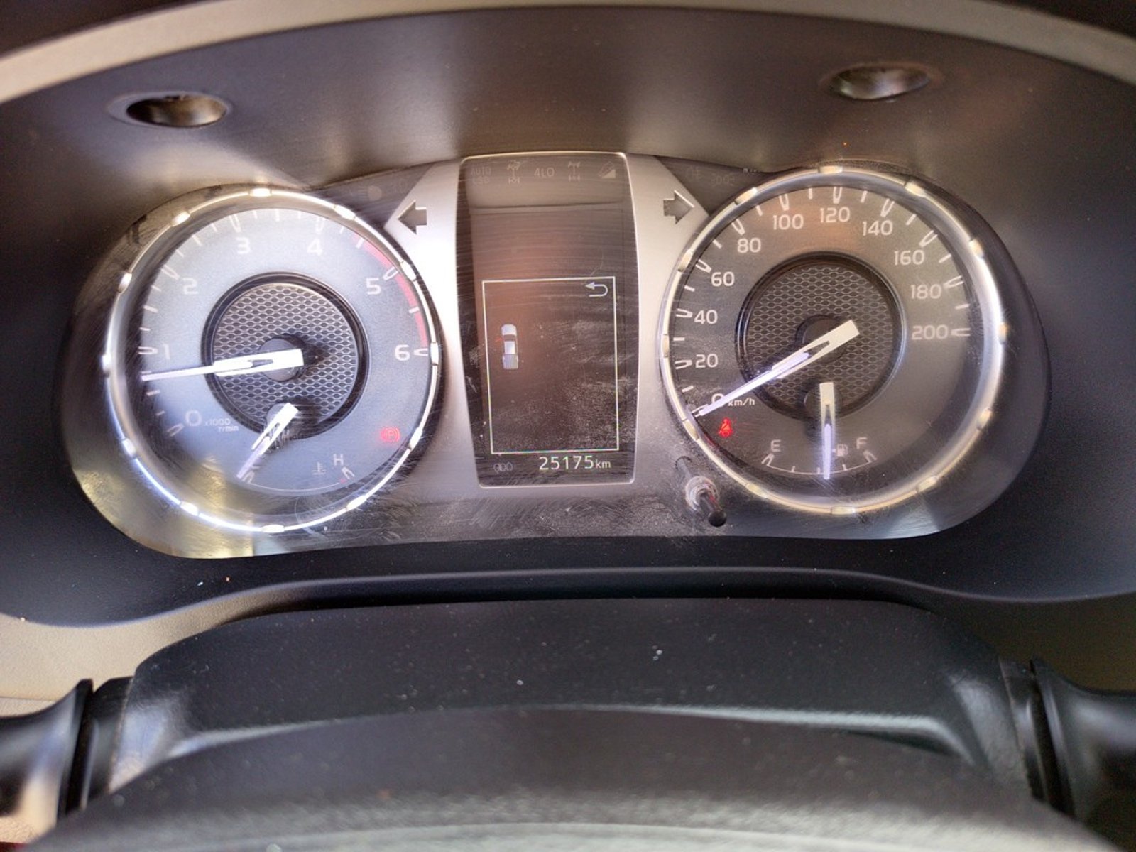 TOYOTA HILUX HILUX TSS 2.4 Diesel 4X2 T/M 2022 - Imagen 12 de 18