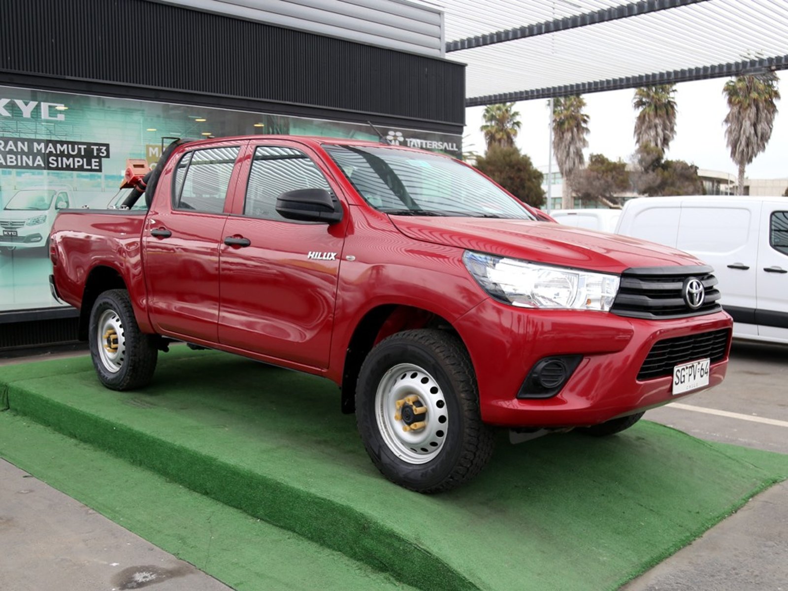 TOYOTA HILUX DX 2.4 4x2 MT 2022 - Imagen 3 de 20