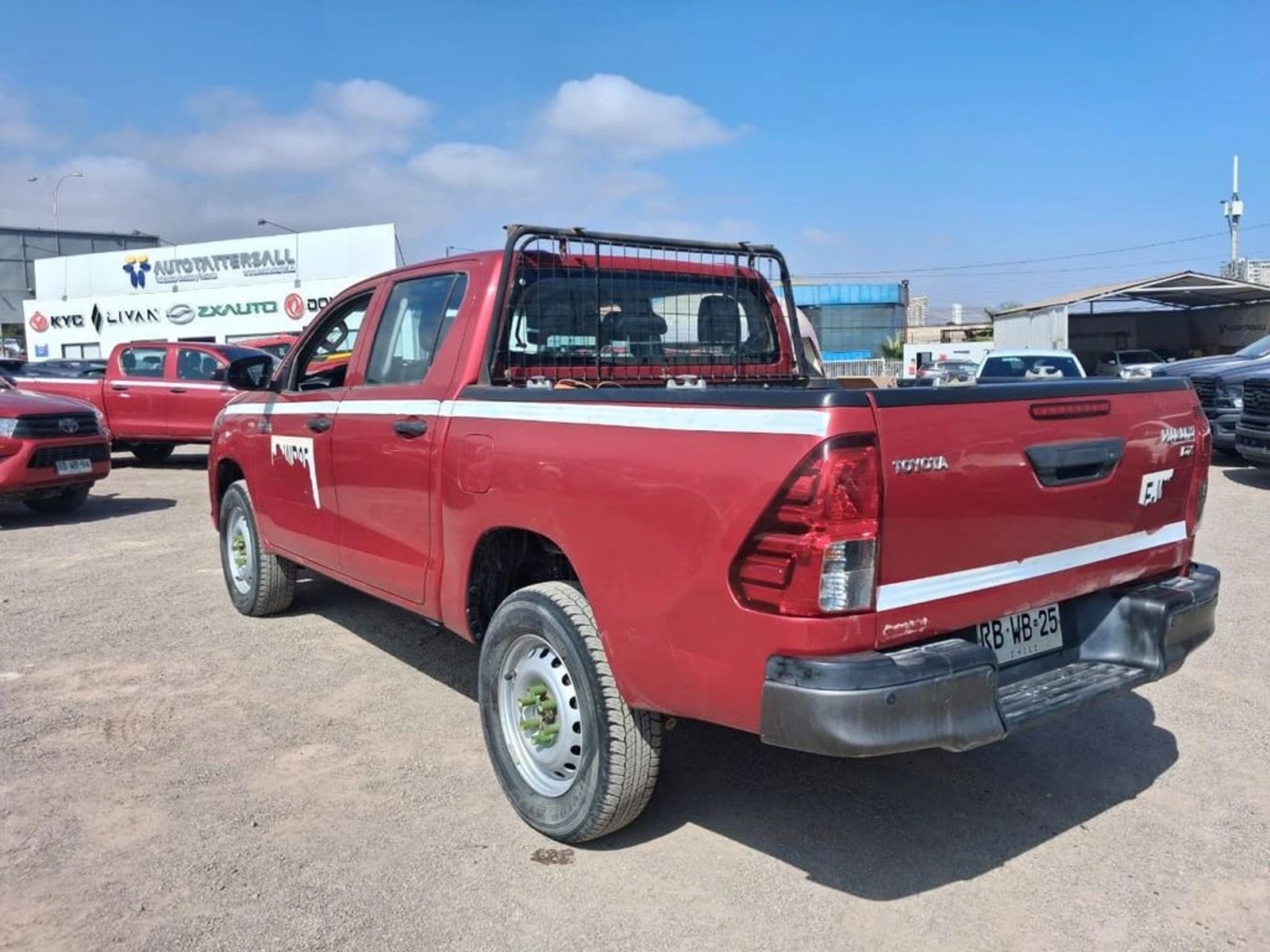 TOYOTA HILUX TSS 2.4 Diesel 4X2 T/M 2022 - Imagen 7 de 16