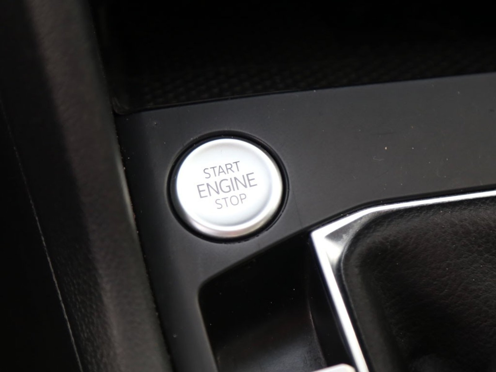 VOLKSWAGEN TAOS 1.4 TSI COMFORTLINE 4X2 AT 5P 2025 - Imagen 17 de 20