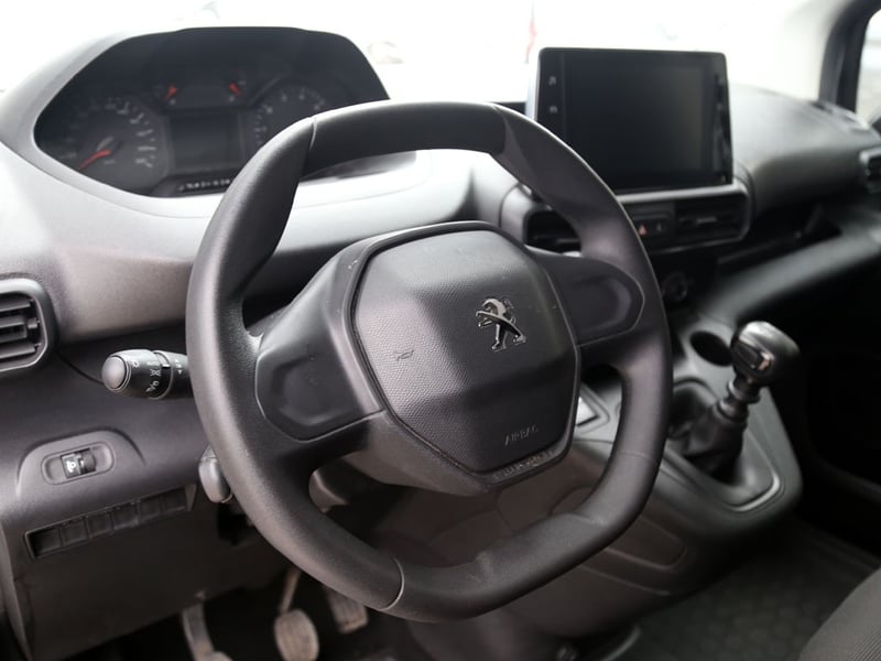 Peugeot PARTNER L1 BLUE HDI 100 1.5 2024 - Imagen 15 de 20