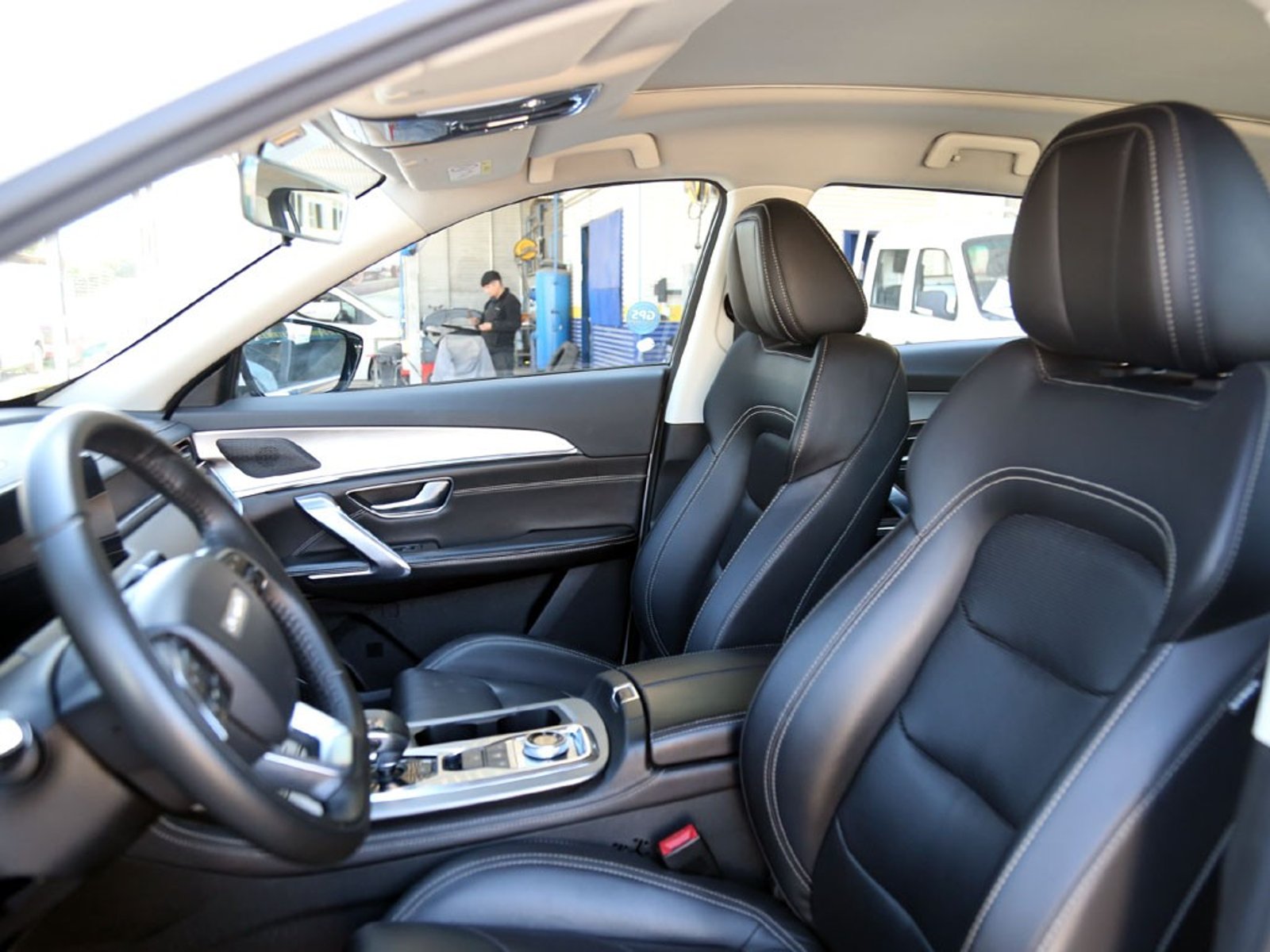 Jetour X70 PLUS 1.5T PLUS 4X2 AT 5P 2024 - Imagen 13 de 20
