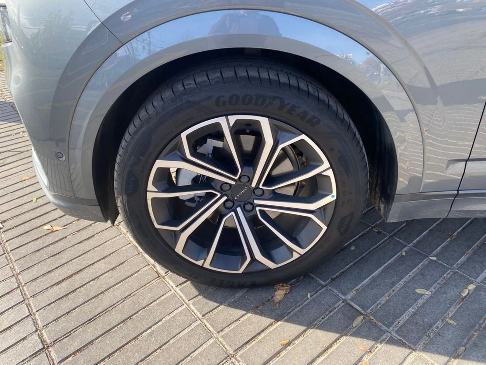 Lynk & Co 09 Halo 2.0 T MHEV AWD 2025 - Imagen 16 de 16