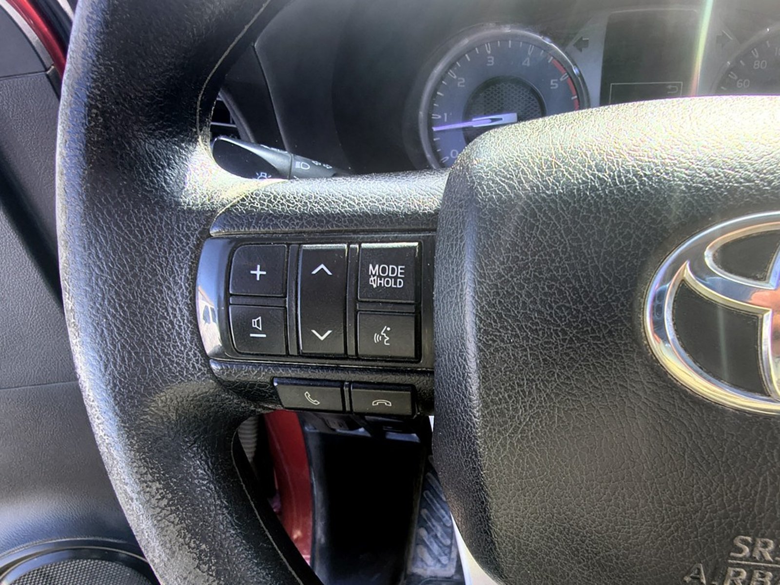TOYOTA HILUX HILUX TSS 2.4 Diesel 4X2 T/M 2021 - Imagen 12 de 18
