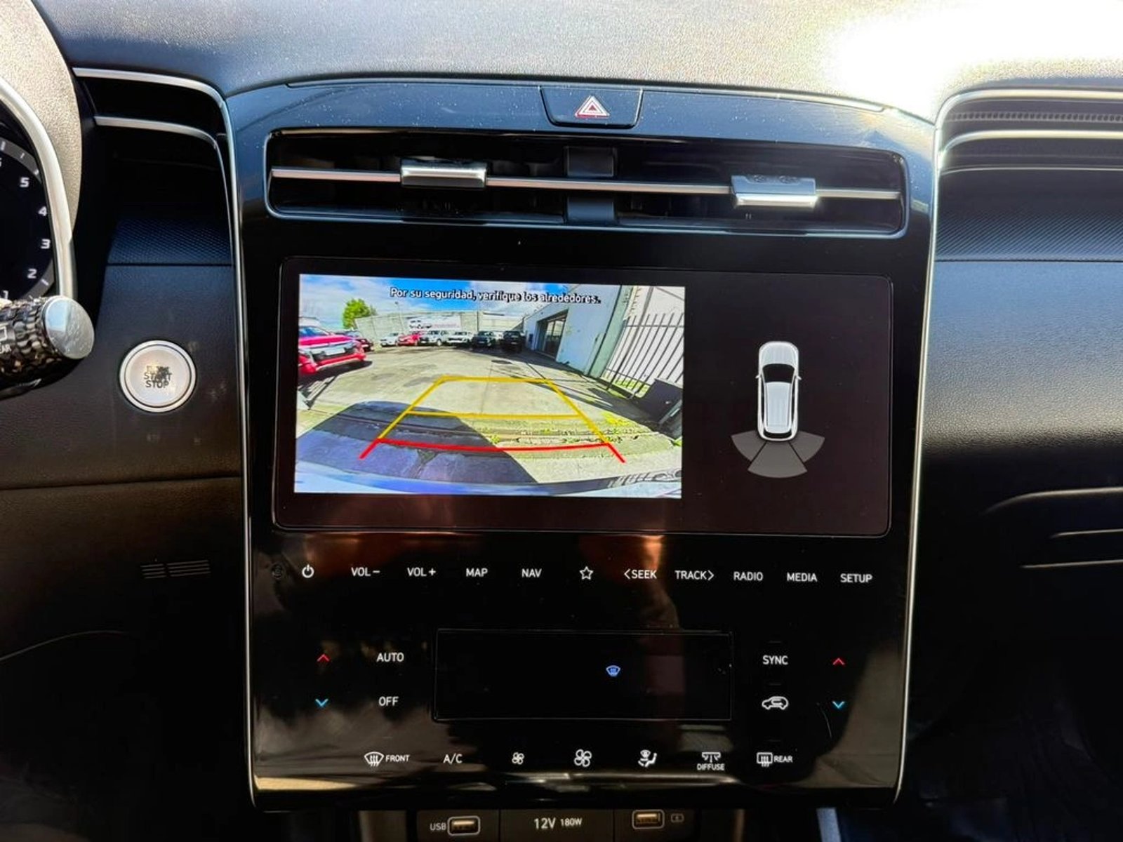 Hyundai TUCSON 2.0 4X4 AT 2025 - Imagen 14 de 17