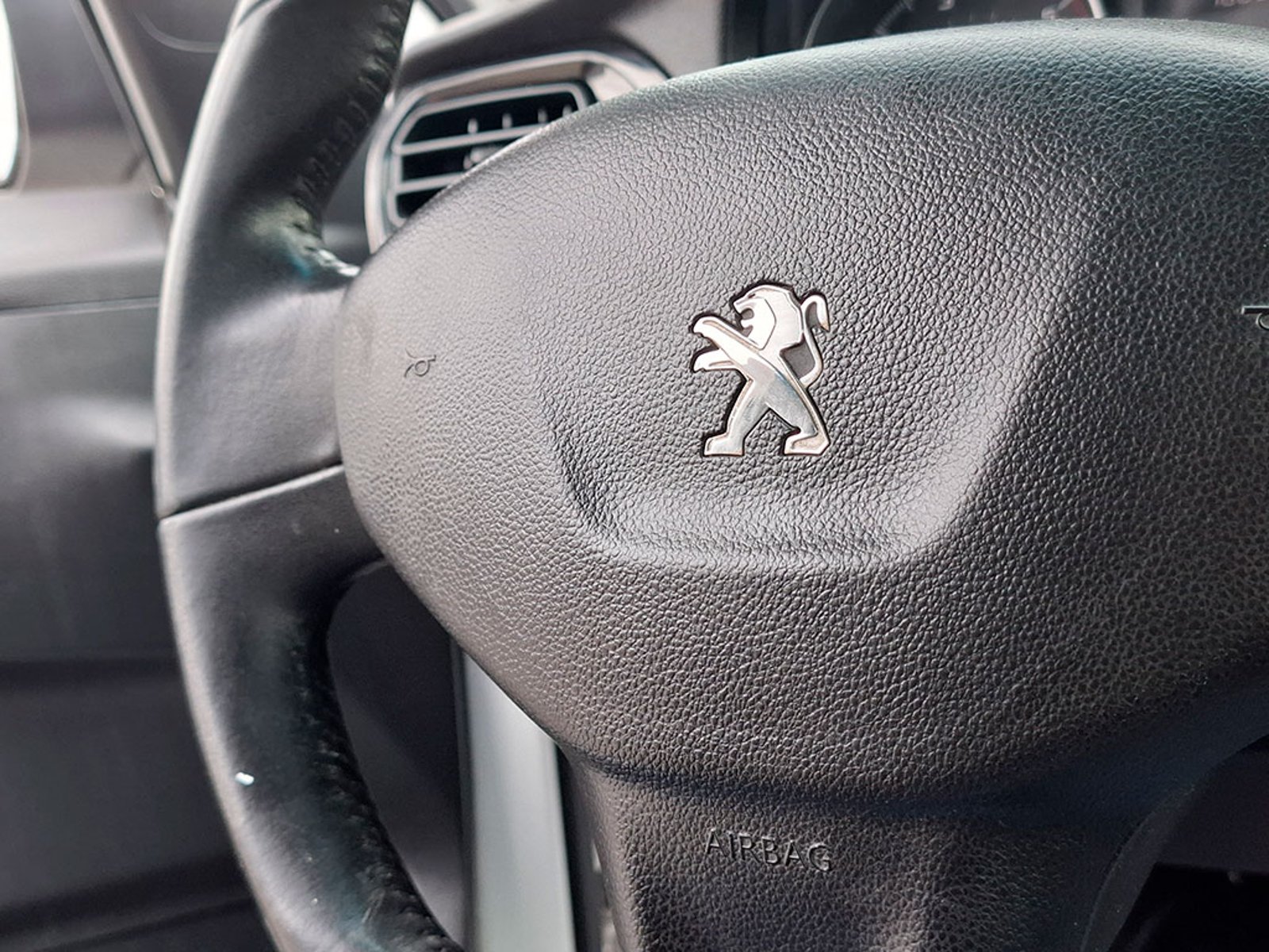 Peugeot 301 301 HDI 92HP 1.6 2022 - Imagen 11 de 20