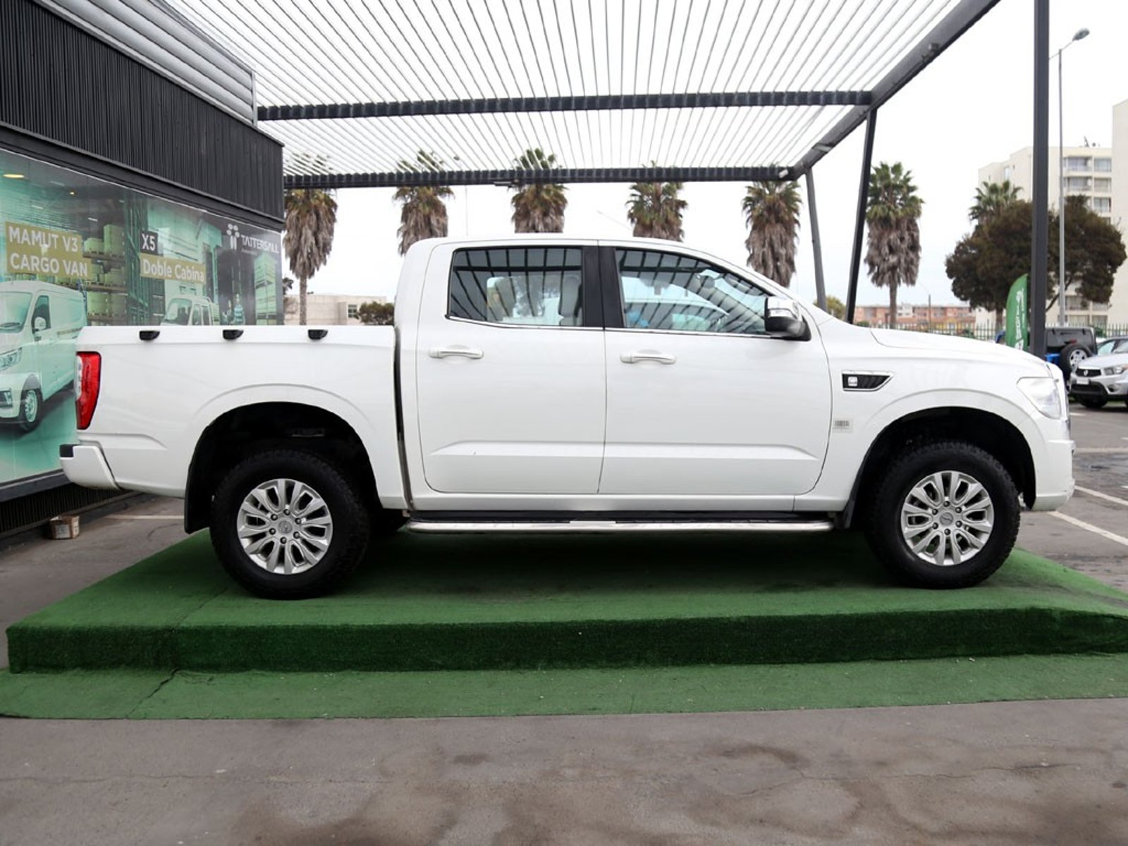 ZX Auto TERRALORD 2.5 LUX PLUS AT 4X4 DIESEL 2022 - Imagen 4 de 19