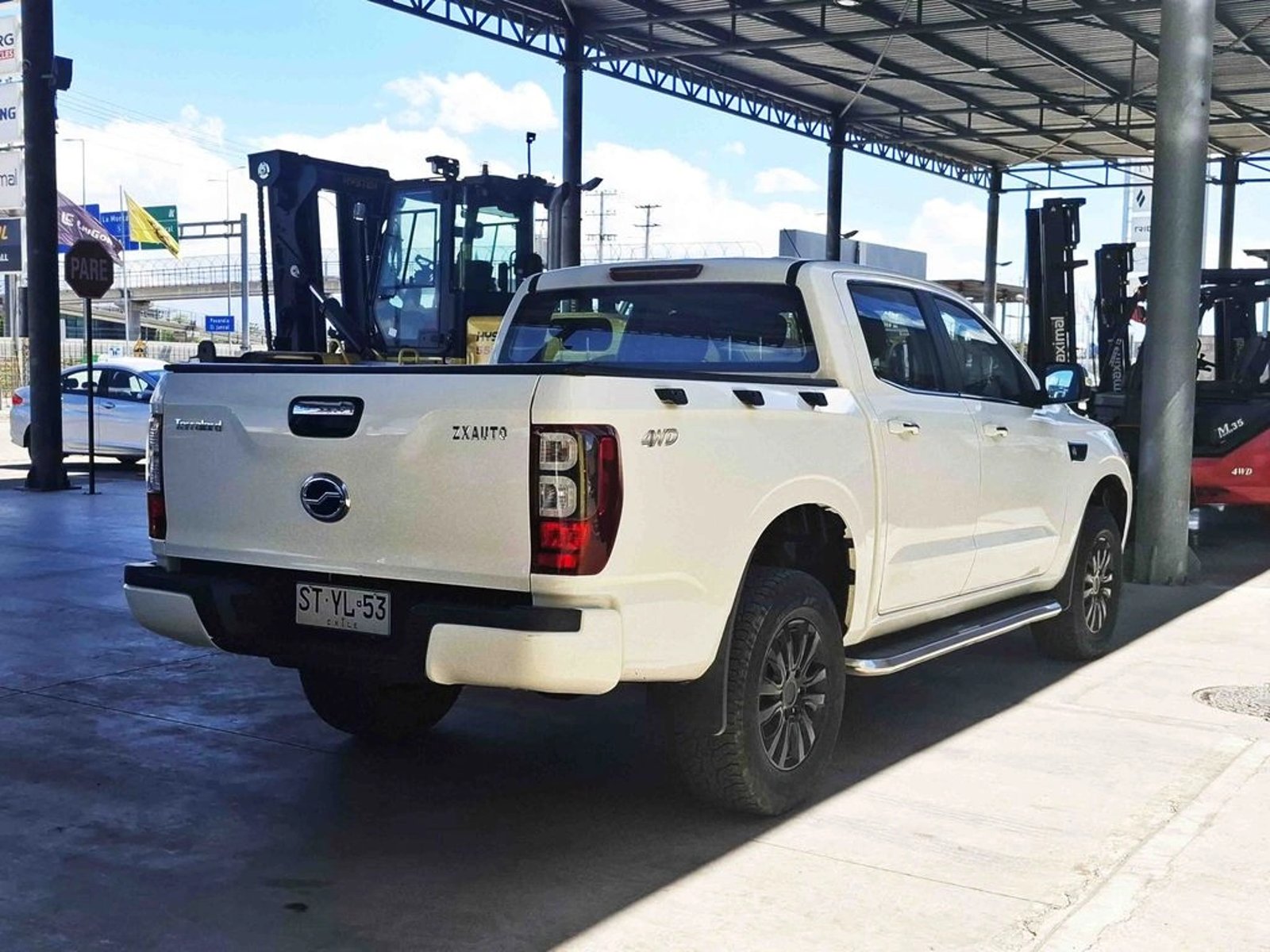 ZX AUTO TERRALORD 2.5 DLX 4X4 DIESEL MT 4P 2023 - Imagen 9 de 20