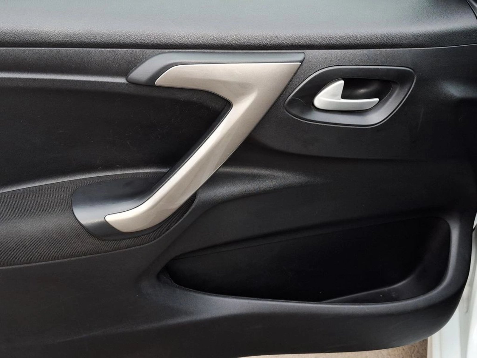 CITROEN C-ELYSEE 1.6 DIESEL 2025 - Imagen 12 de 20