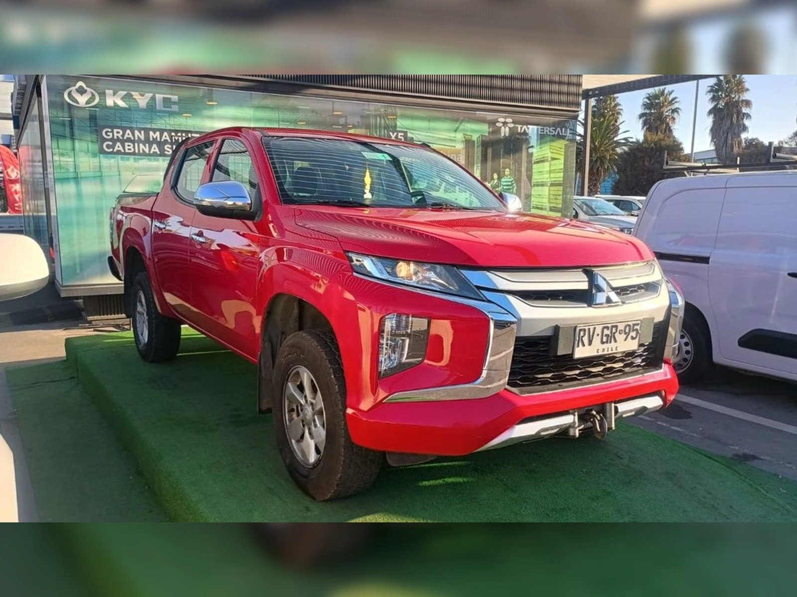 MITSUBISHI L200 2.4 KATANA CRT DIESEL  4X4 MT 4P 2022 - Imagen 3 de 12