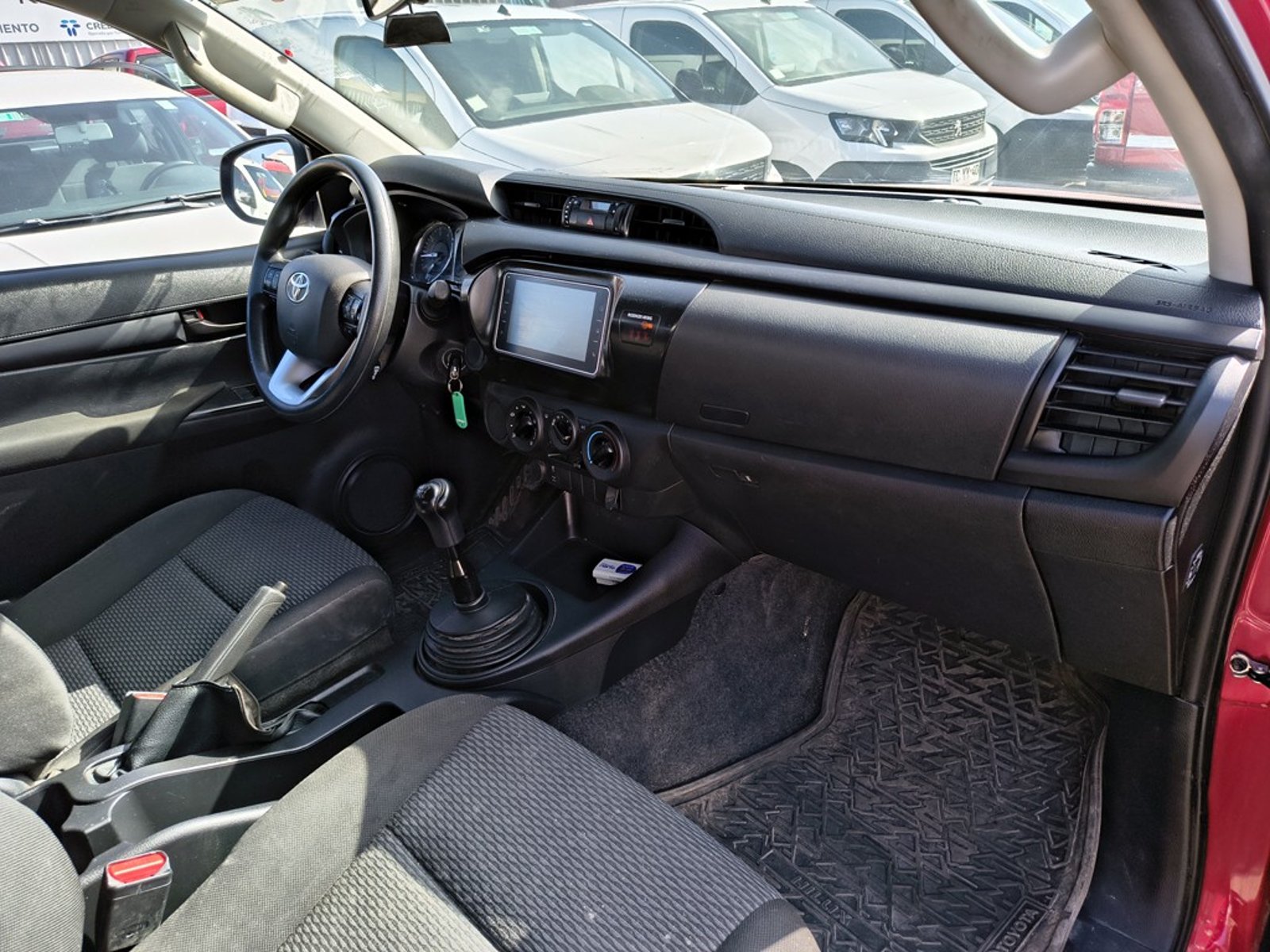TOYOTA HILUX HILUX TSS 2.4 Diesel 4X2 T/M 2022 - Imagen 17 de 18