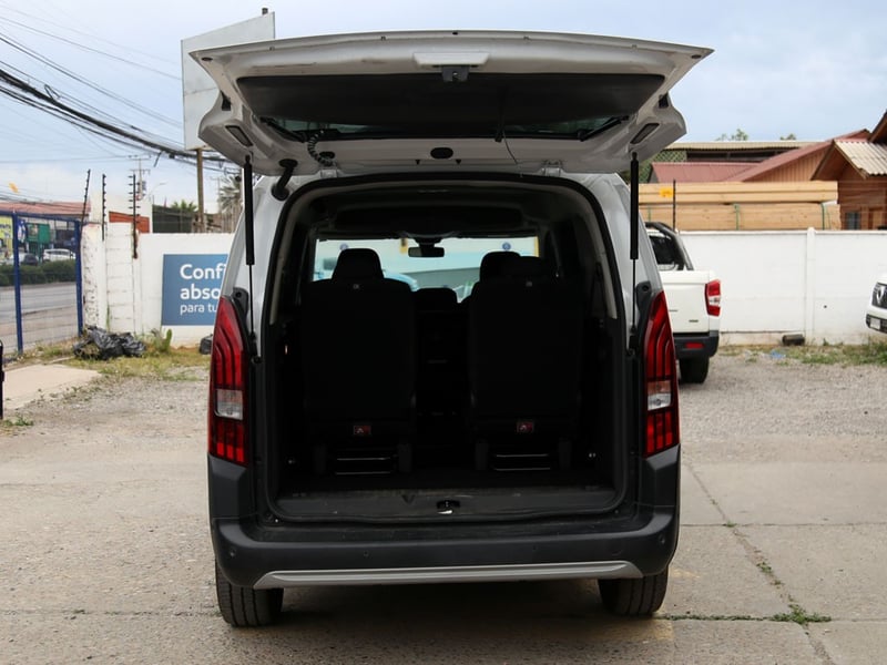 Peugeot RIFTER 1.5 BLUEHDI 130HP 2024 - Imagen 10 de 20