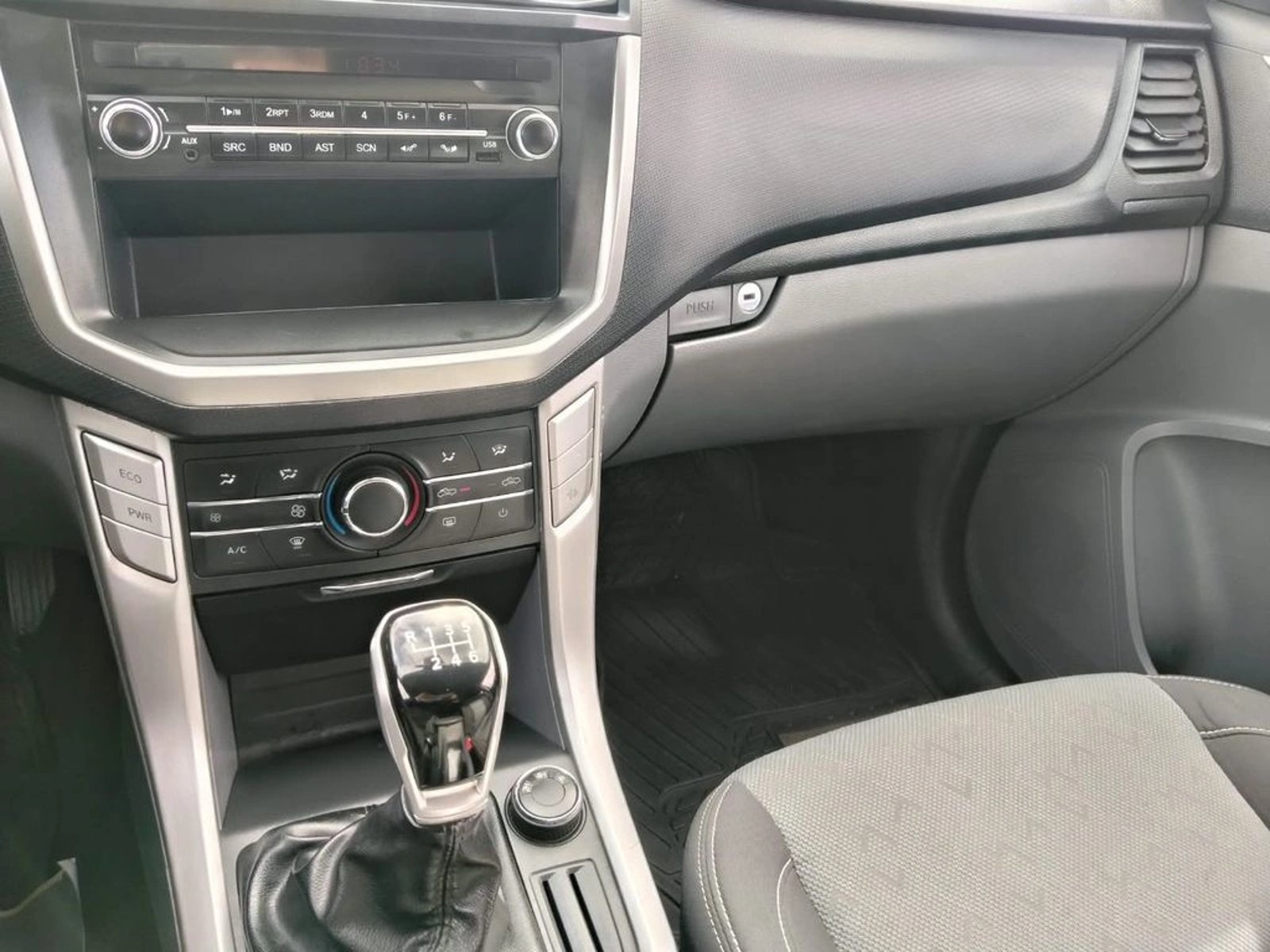 Maxus T60 MAXUS 2.0 T60 2024 - Imagen 7 de 9
