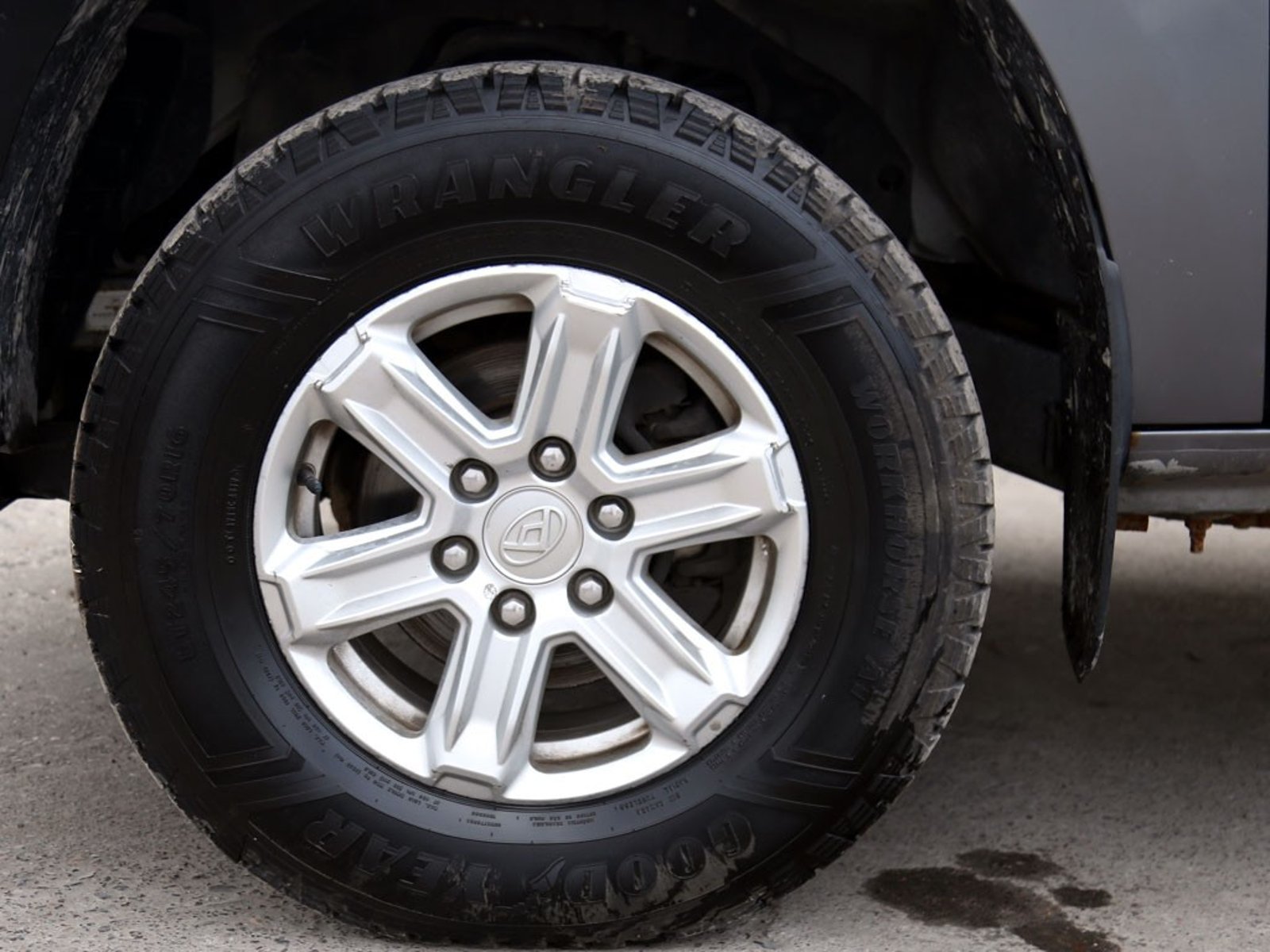 Maxus T60 2.8 DX DIESEL DOB. CAB 4X2 6MT 4P 2022 - Imagen 20 de 20