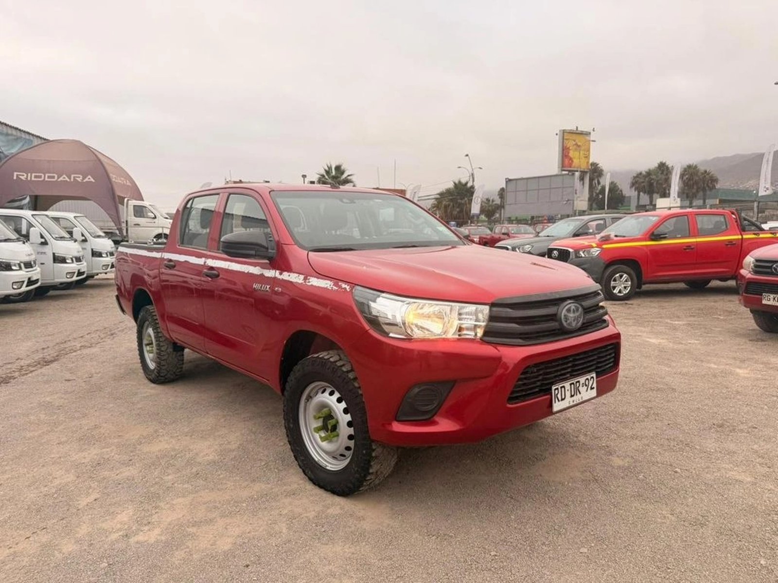 TOYOTA HILUX TSS 2.4 Diesel 4X4 T/M 2021 - Foto 3 de 14