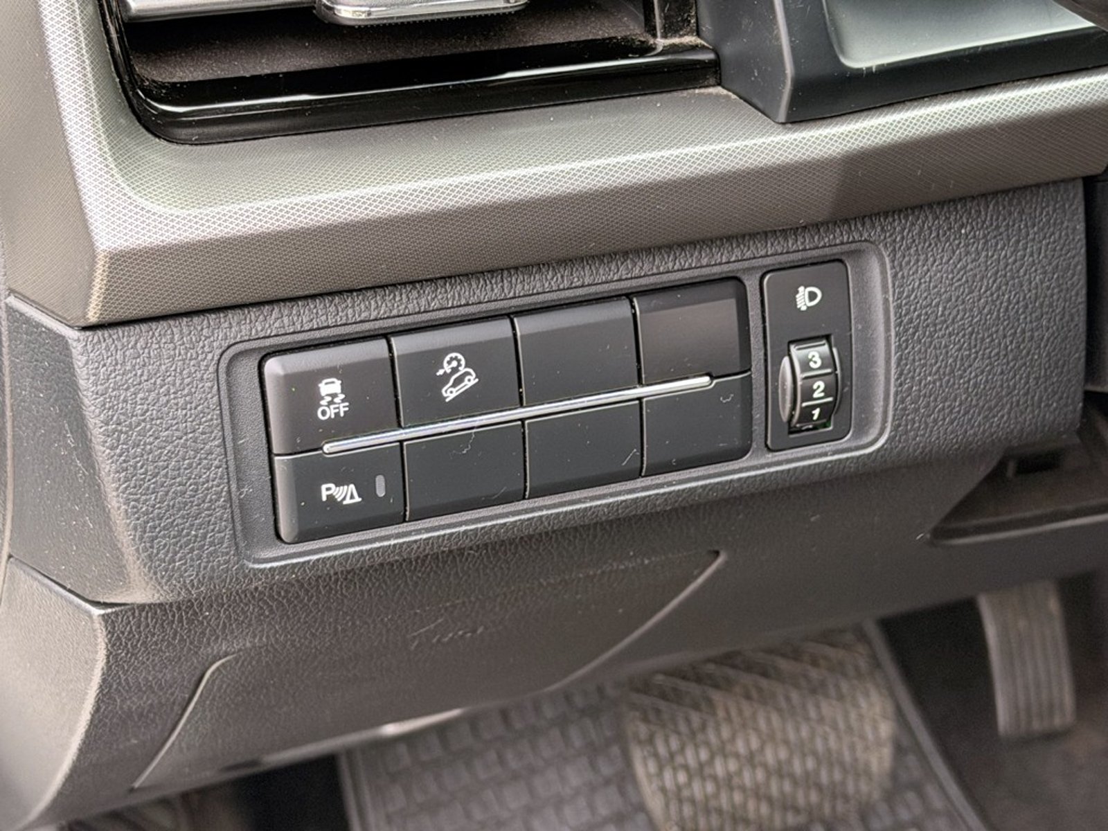 SsangYong MUSSO 2.2 4X2 AT 2025 - Imagen 12 de 20