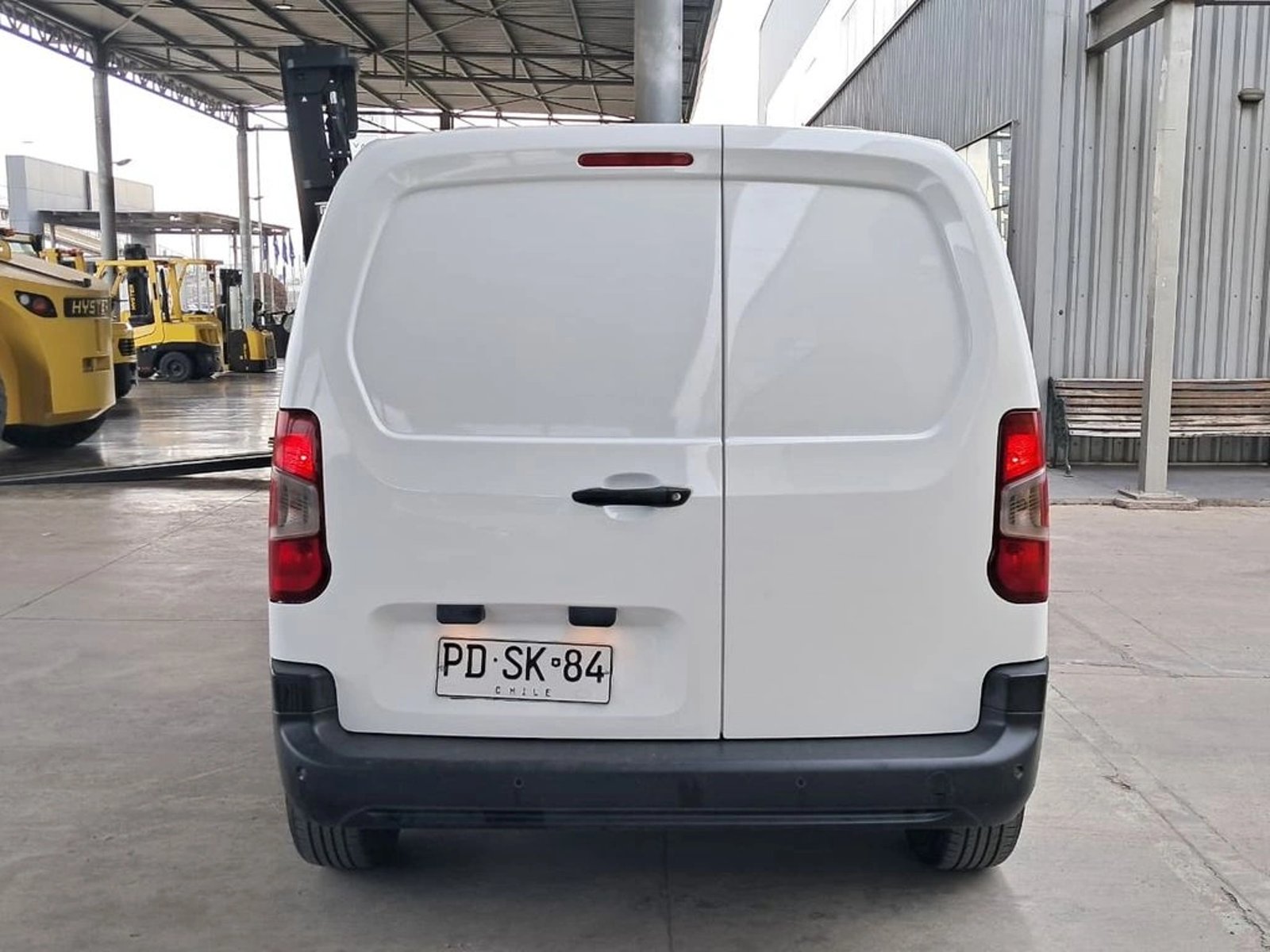 PEUGEOT PARTNER 1.6 L1 HD1 MT 2021 - Imagen 7 de 19