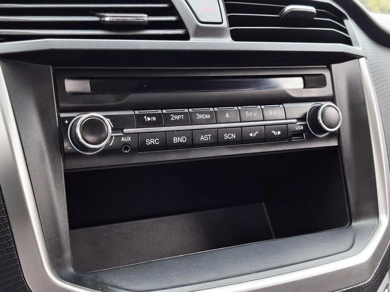 Maxus T60 2.0 DX 4X2 MT 2024 - Imagen 20 de 20