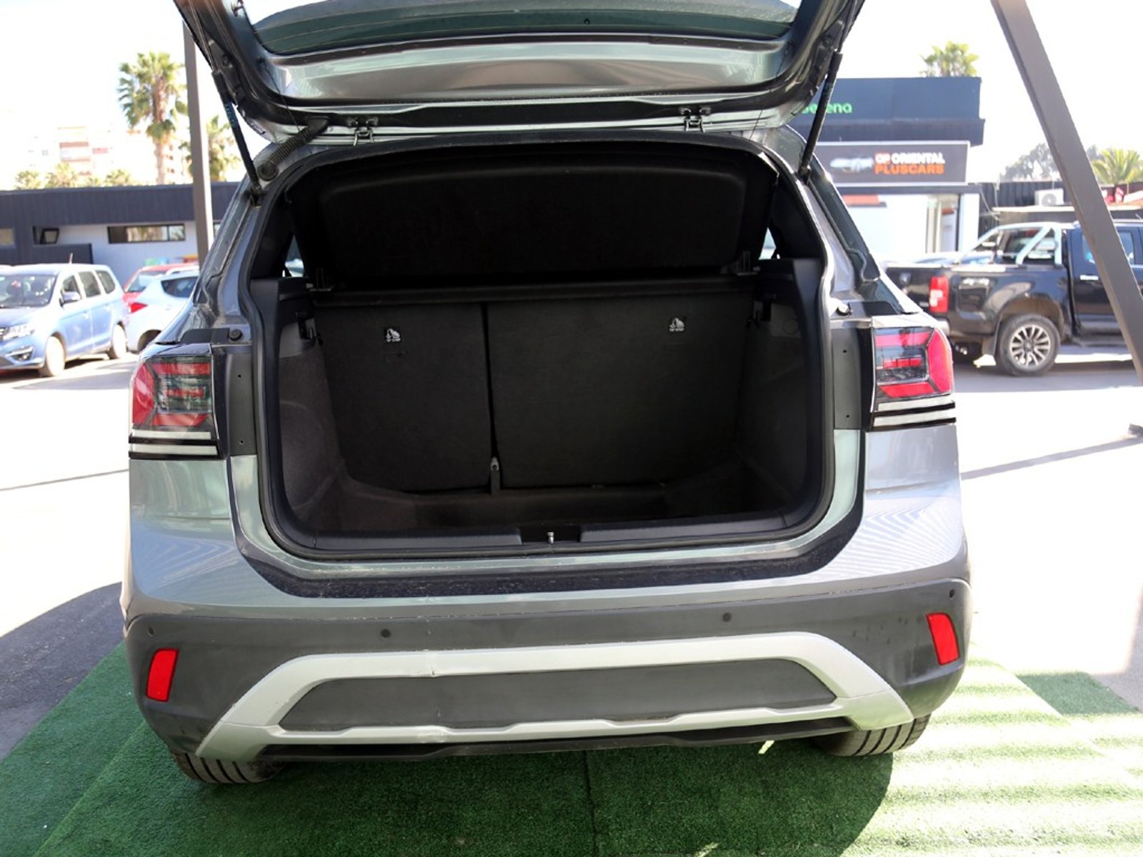 Volkswagen T-CROSS 1.0 AT TSI COMFORTLINE 2025 - Imagen 9 de 20
