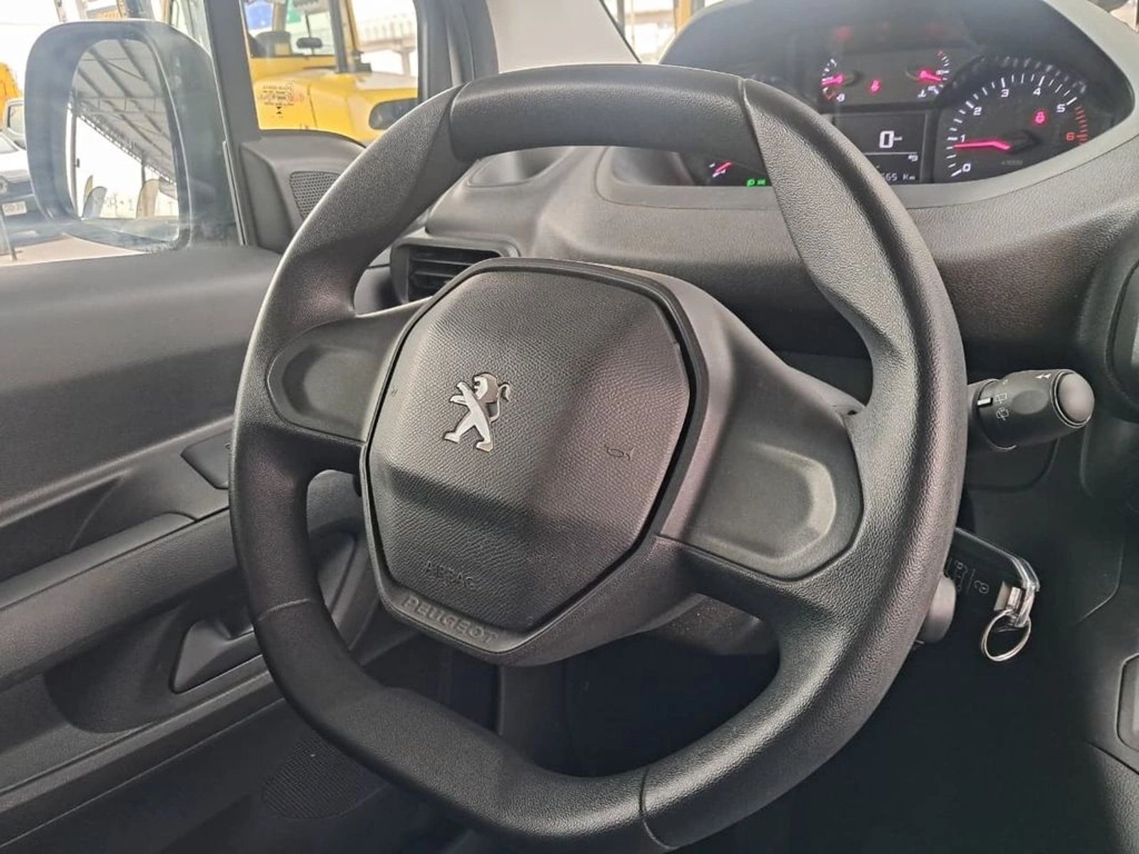 Peugeot PARTNER L1 1.5 HDI 4X2 MT 2024 - Imagen 18 de 19