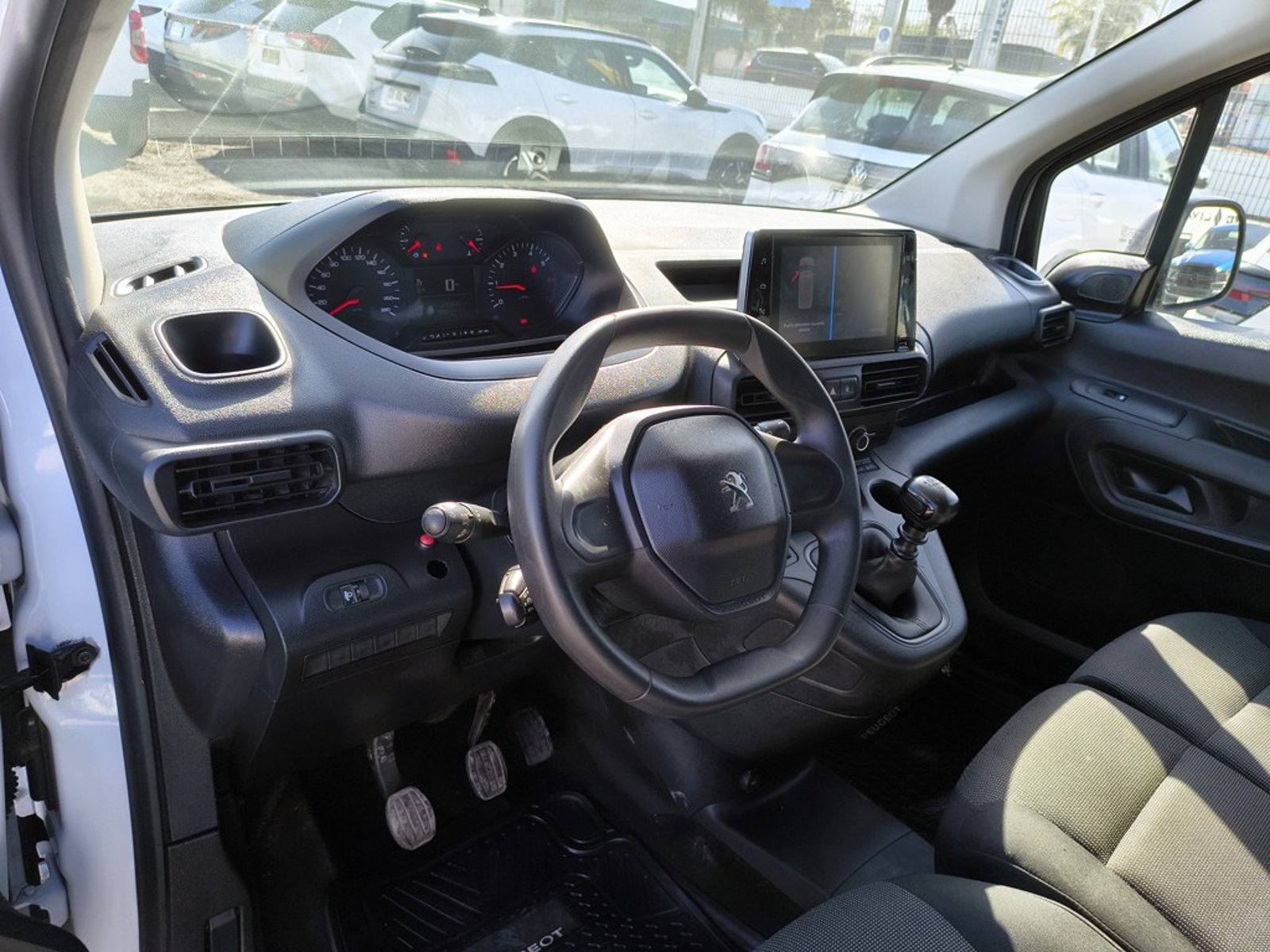 Peugeot PARTNER L1 BLUE HDI 2024 - Imagen 11 de 16