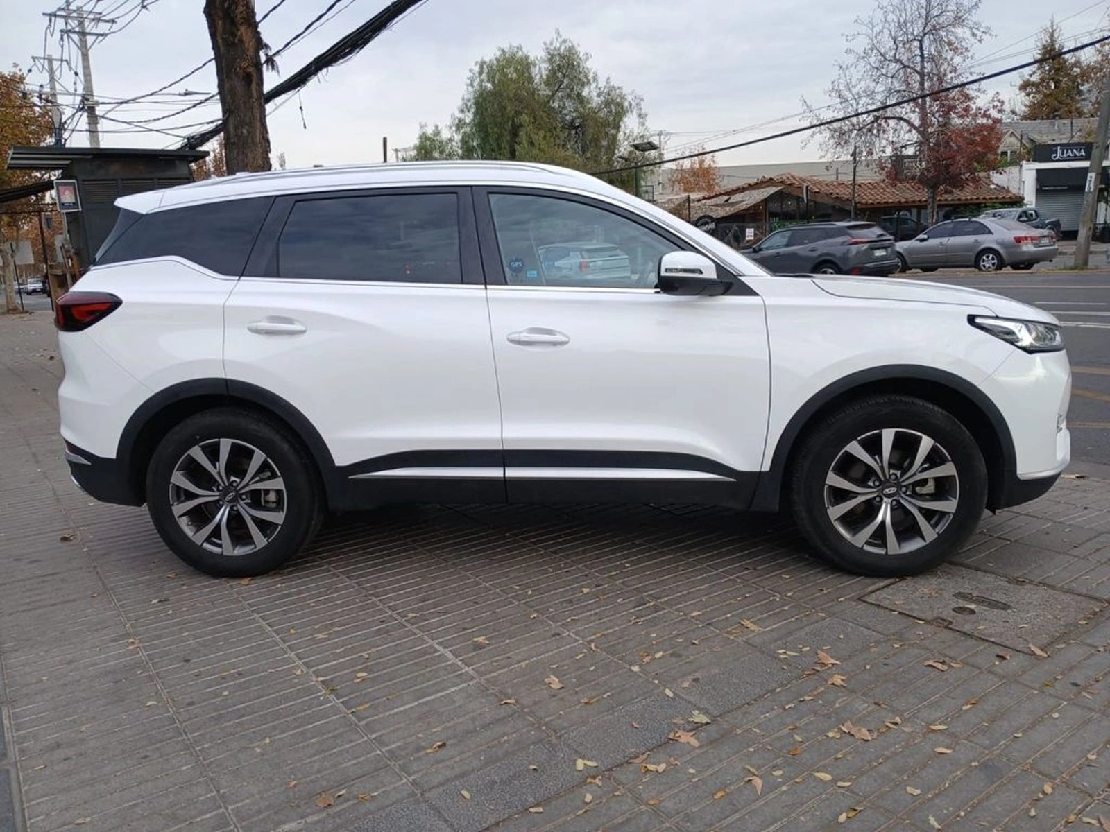 Chery TIGGO 7 PRO GLX 1.5T AT 4X2 2023 - Foto 4 de 18