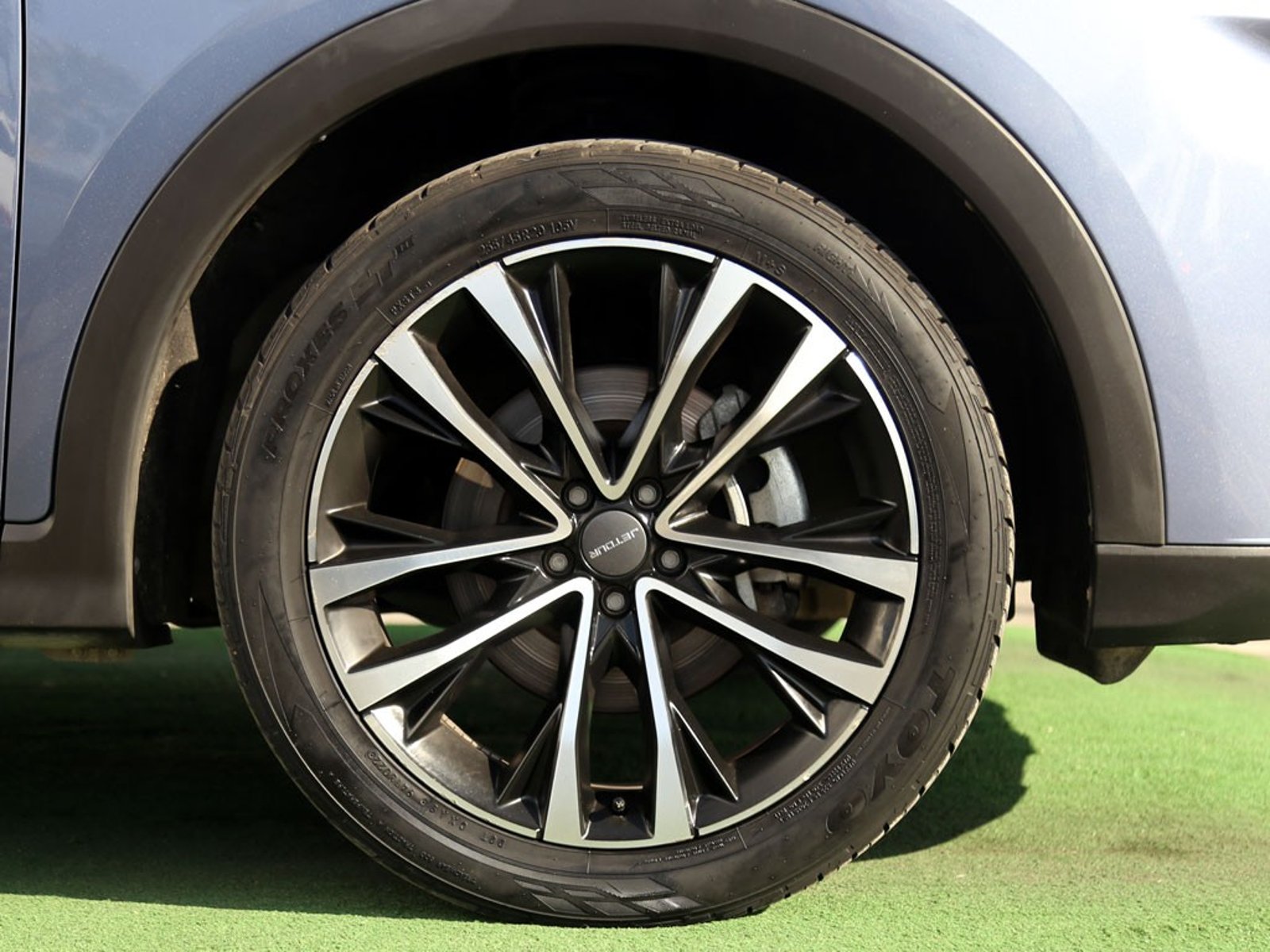 JETOUR X70 PLUS 1.5 GLX AT 2024 - Imagen 9 de 20