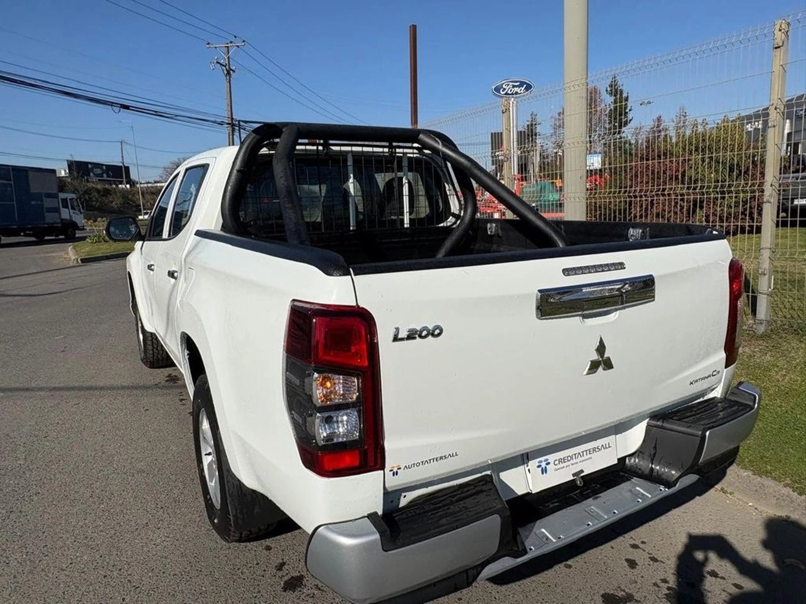 MITSUBISHI L200 KATANA CR 4X2 2023 - Imagen 6 de 12