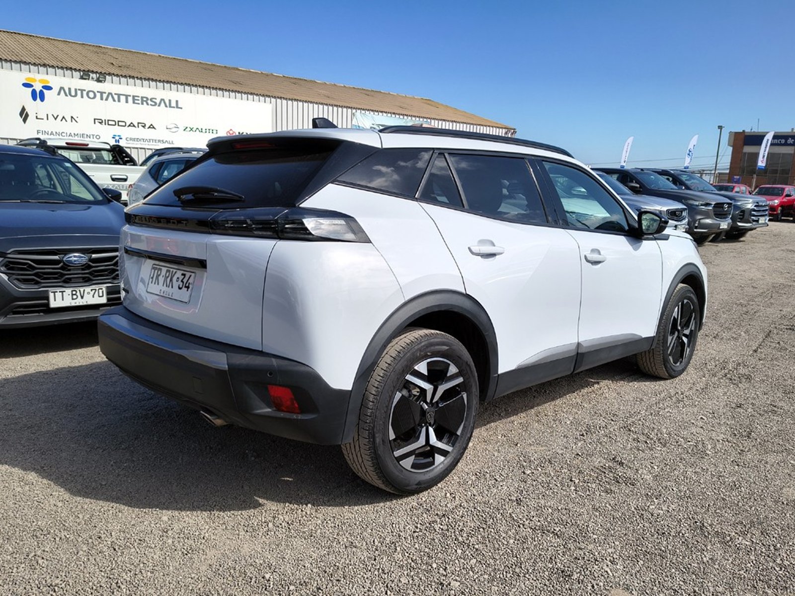 PEUGEOT 2008 1.5 Diesel 4x2 T/A Allure 2025 - Imagen 6 de 20