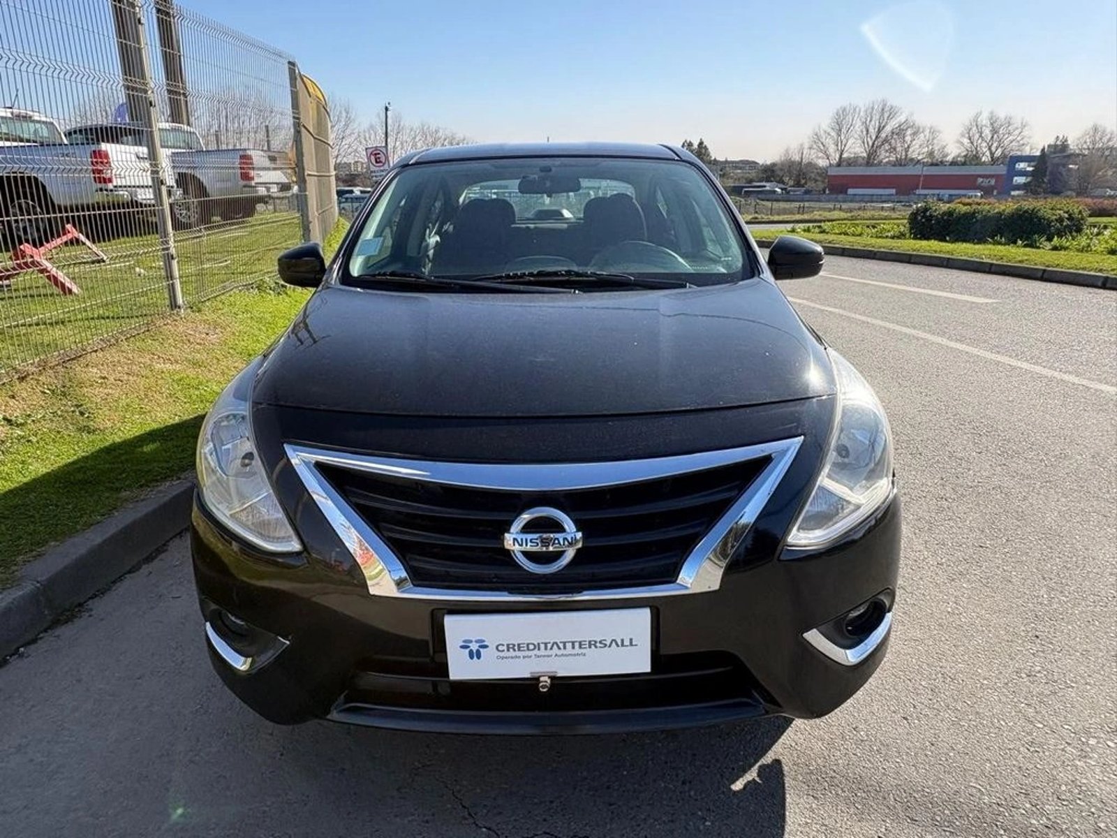 Nissan VERSA SENSE 1.6 2019 - Foto 2 de 12