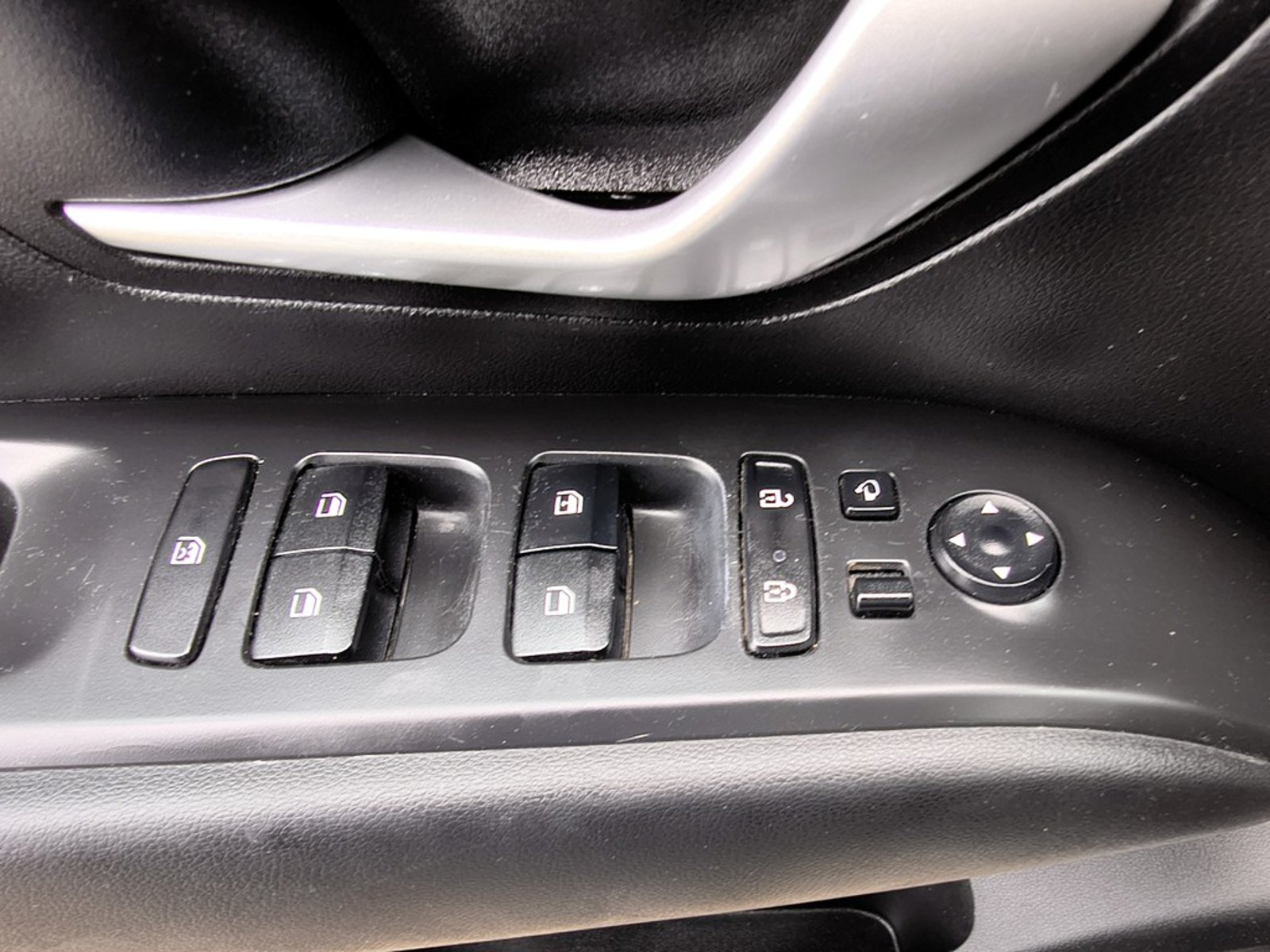 Hyundai TUCSON 2.0 Gasolina 4x4 T/A 2024 - Imagen 7 de 20