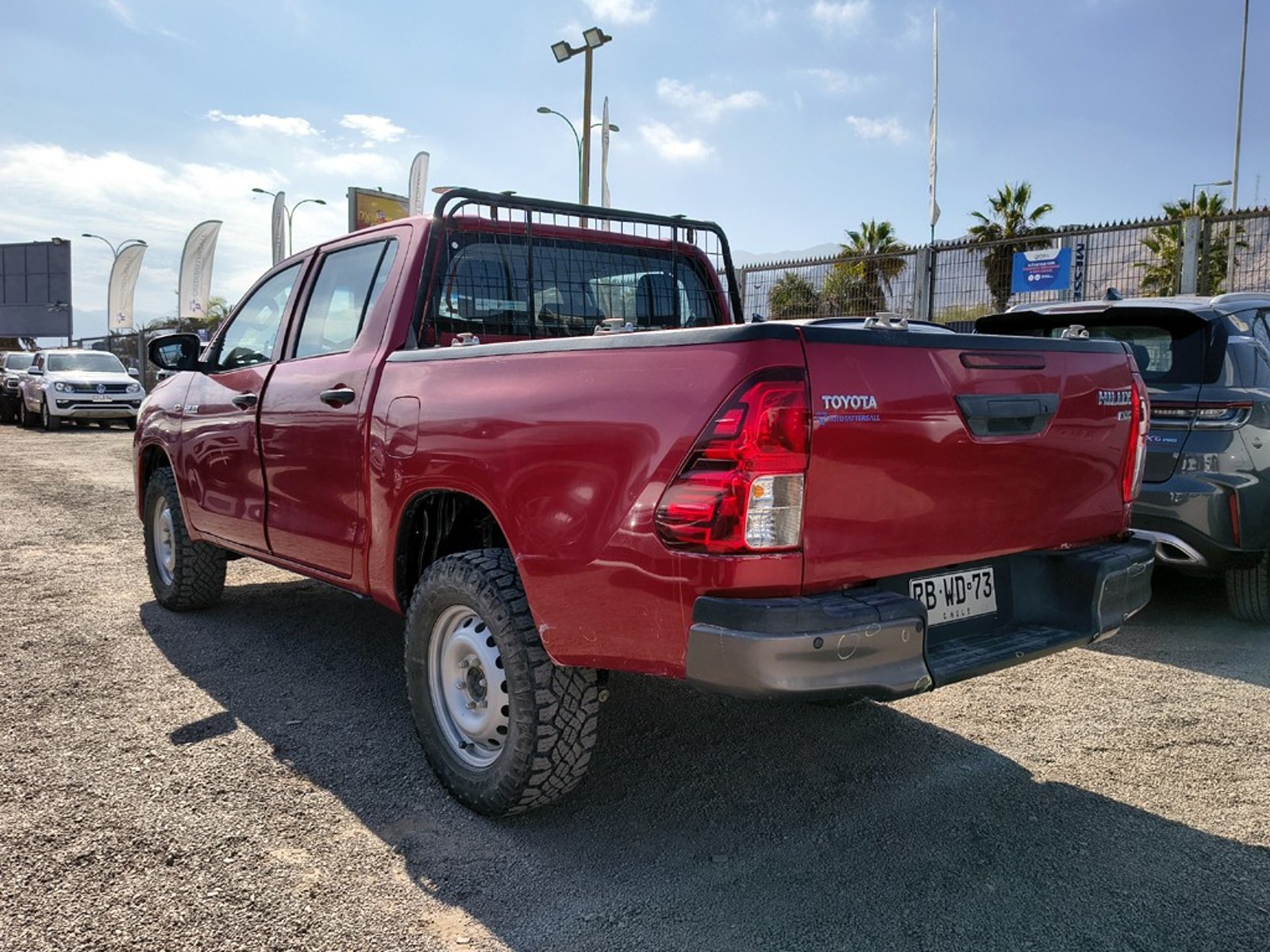 TOYOTA HILUX 2.4 DX DIESEL 4x2 2022 - Imagen 6 de 20