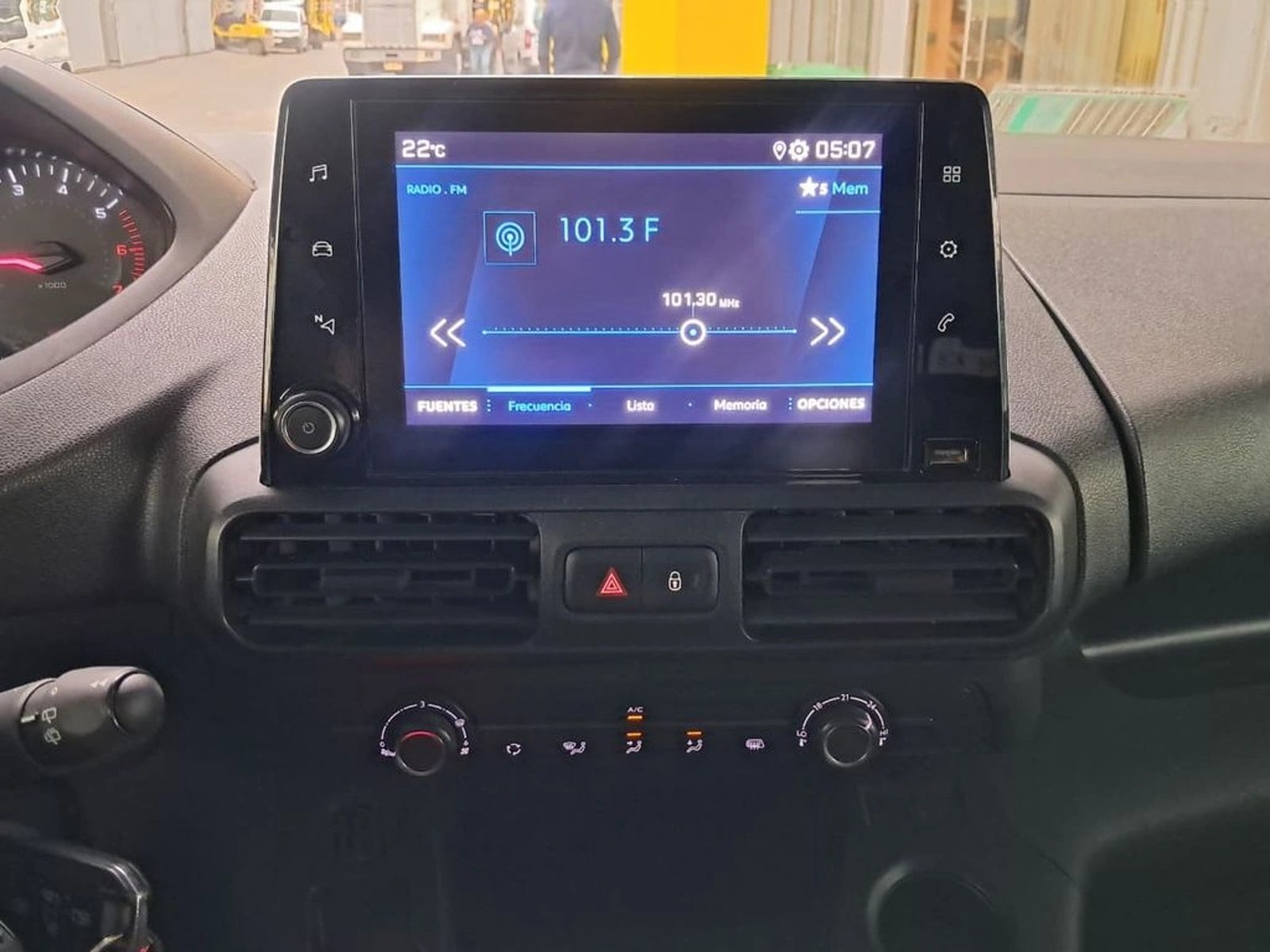 Peugeot PARTNER 1.5 L1 MT 2024 - Imagen 15 de 16