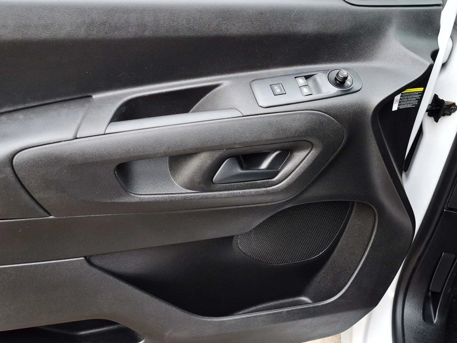 Citroën BERLINGO 1.5 2024 - Imagen 13 de 20
