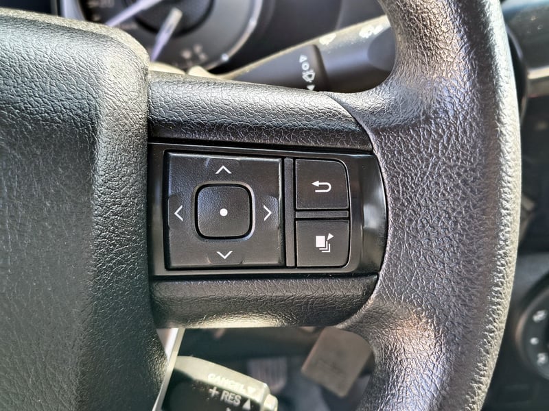 Toyota HILUX 2.4 Diesel 4x2 T/M 2023 - Imagen 14 de 20