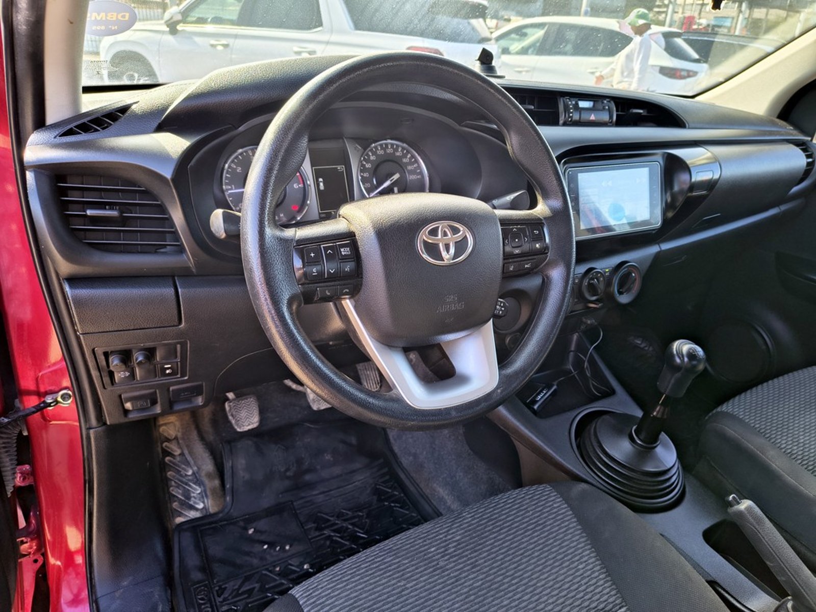 TOYOTA HILUX TSS 2.4 Diesel 4X2 T/M 2022 - Imagen 13 de 19