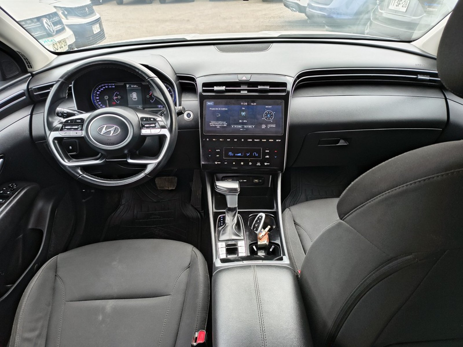 Hyundai TUCSON 2.0 Gasolina 4x4 T/A 2024 - Imagen 15 de 20